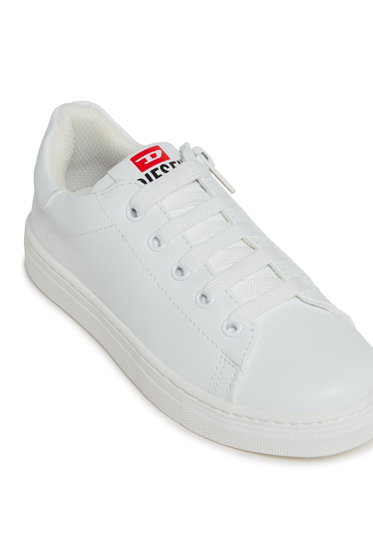 Zapatillas con logotipo