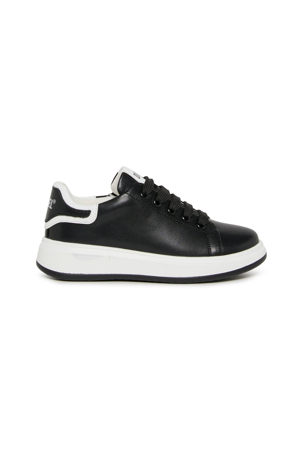 Zapatillas con logotipo