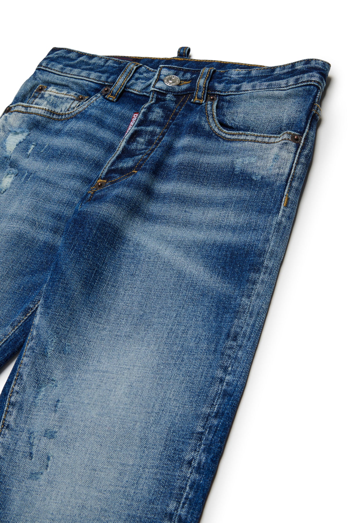 Jeans rectos azul claro con bajo ancho - 642