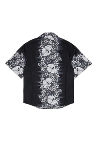 Camisa hawaiana con estampado floral