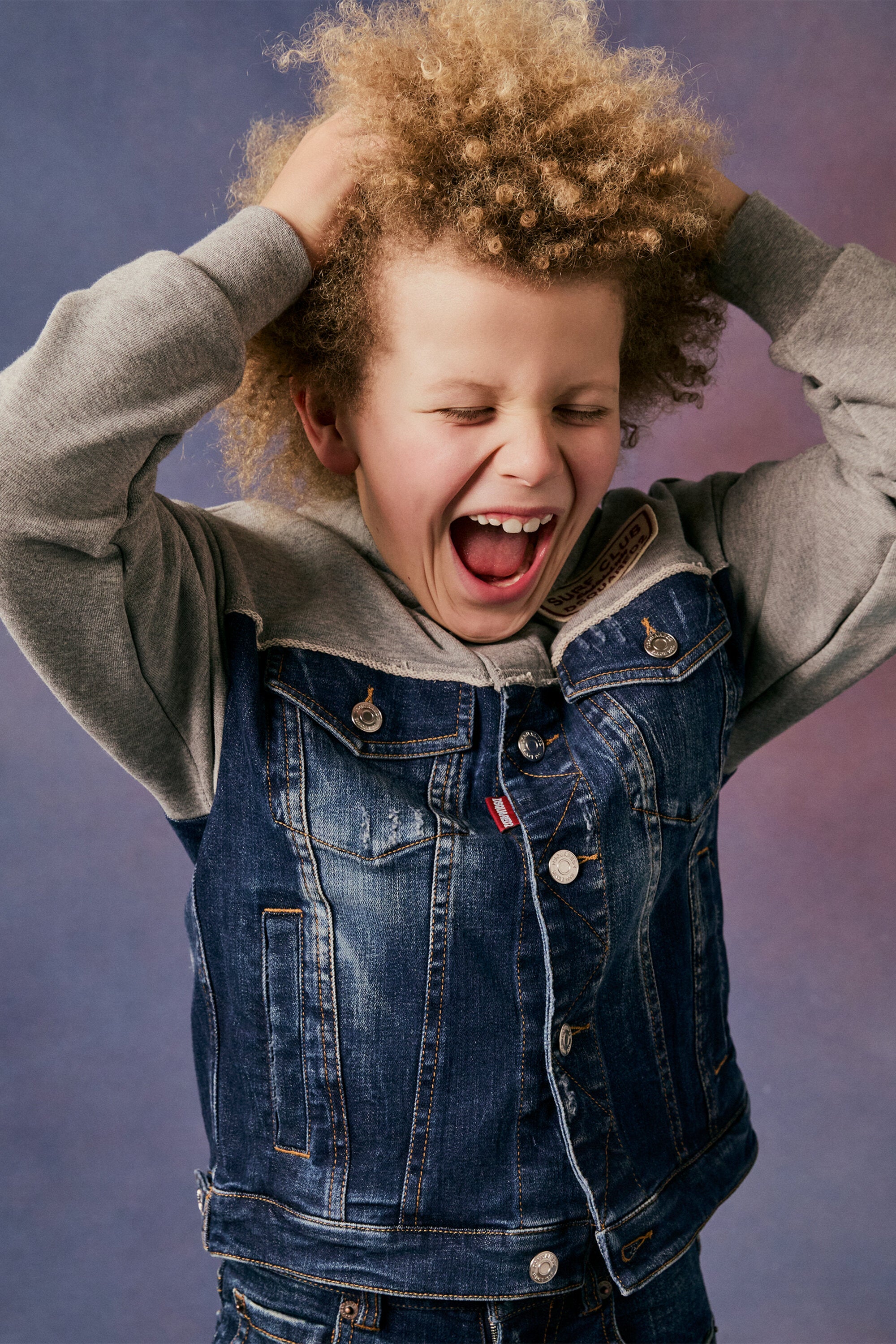 Sudadera de denim y algodón con parche