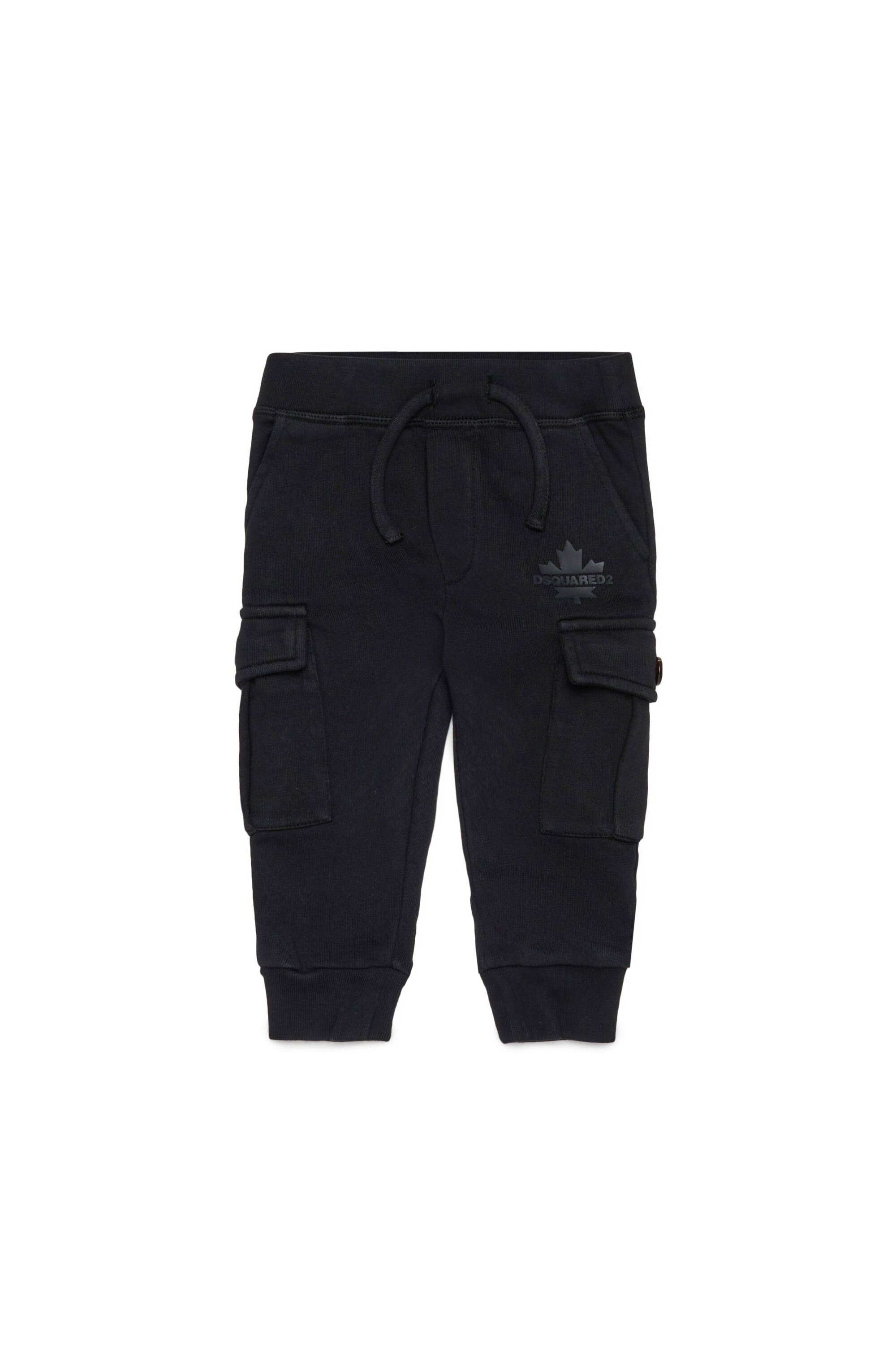 Fleece cargo pants with Maple Leaf