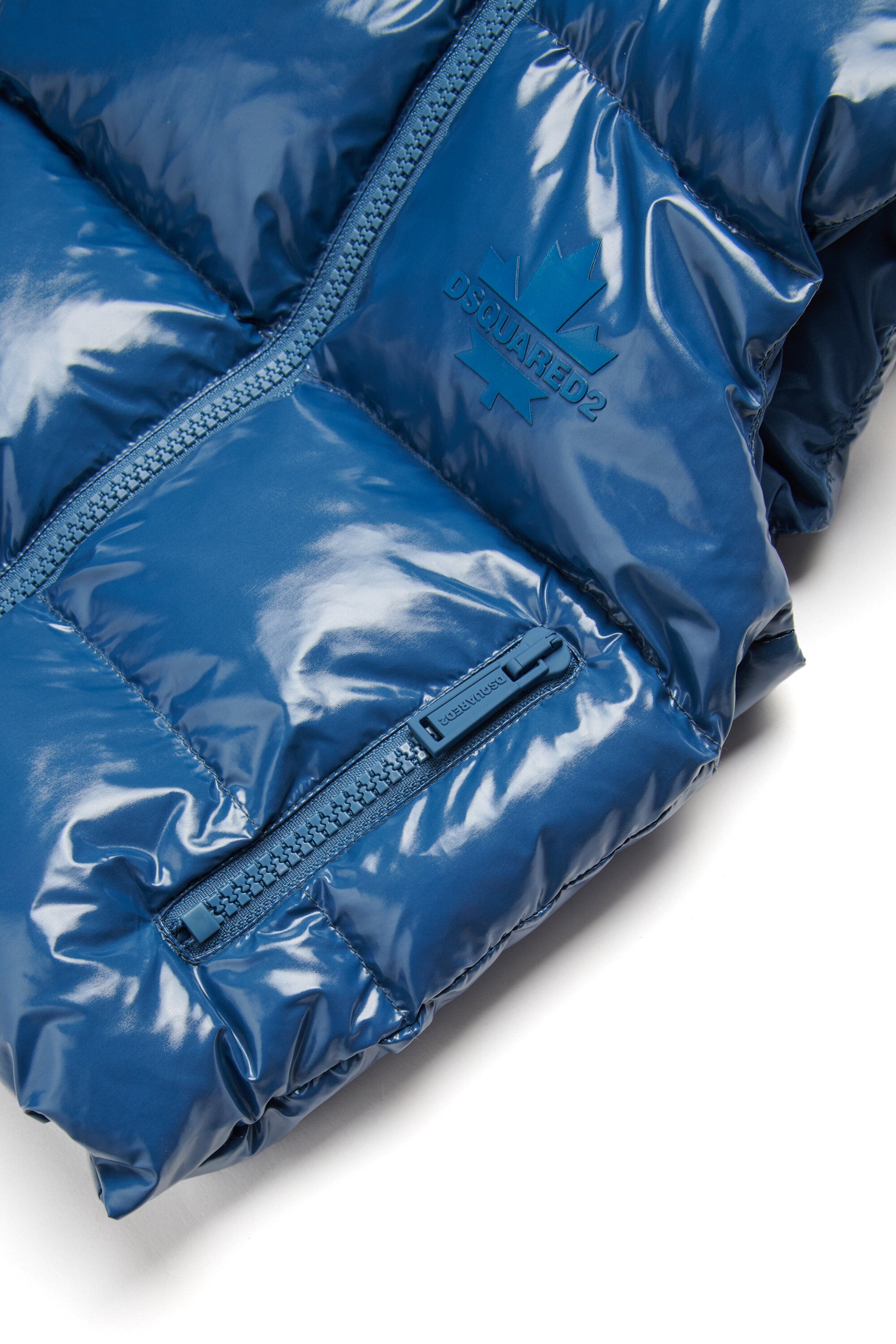 Glossy padded vest with logo Maple Leaf