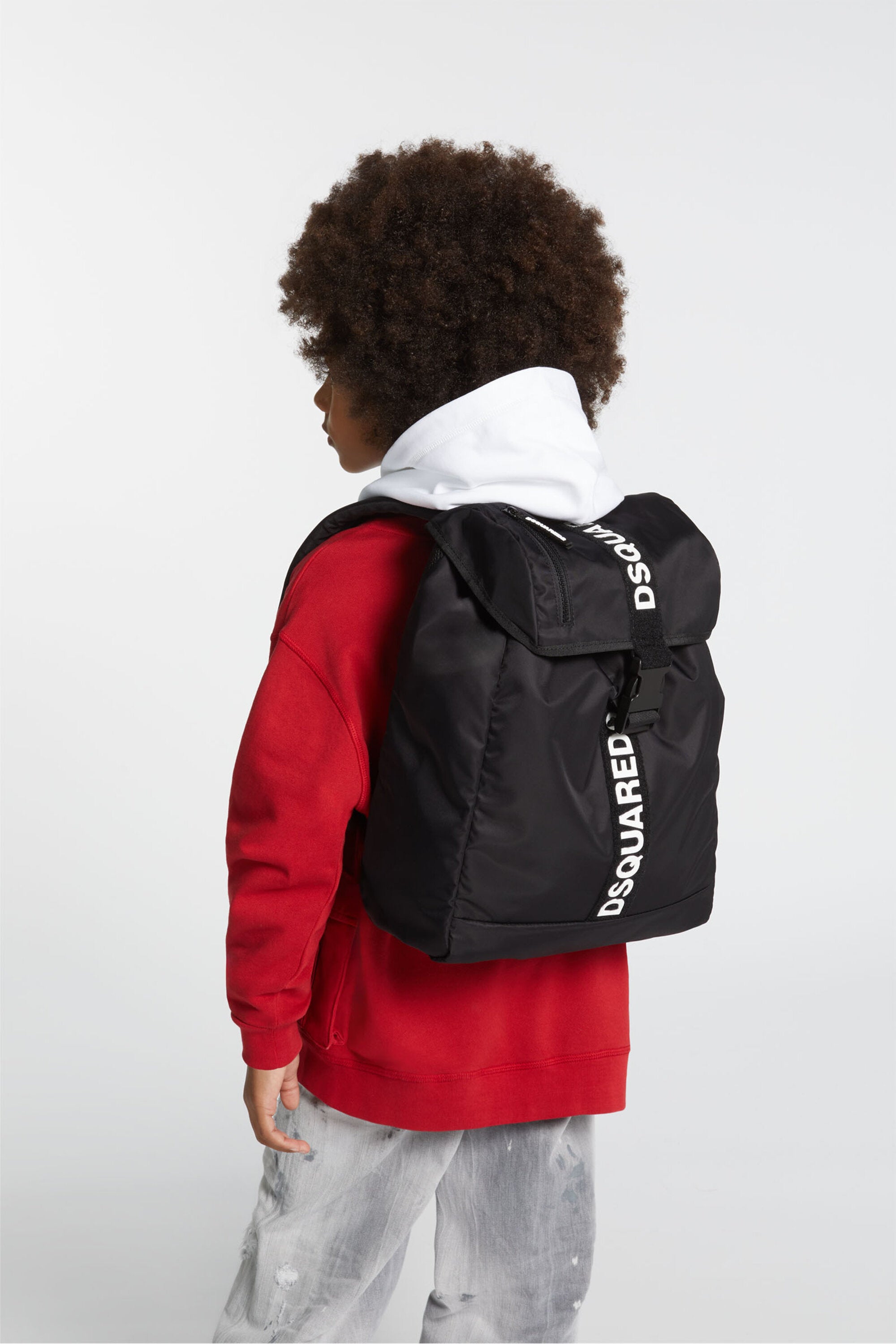 Mochila con logotipo de goma
