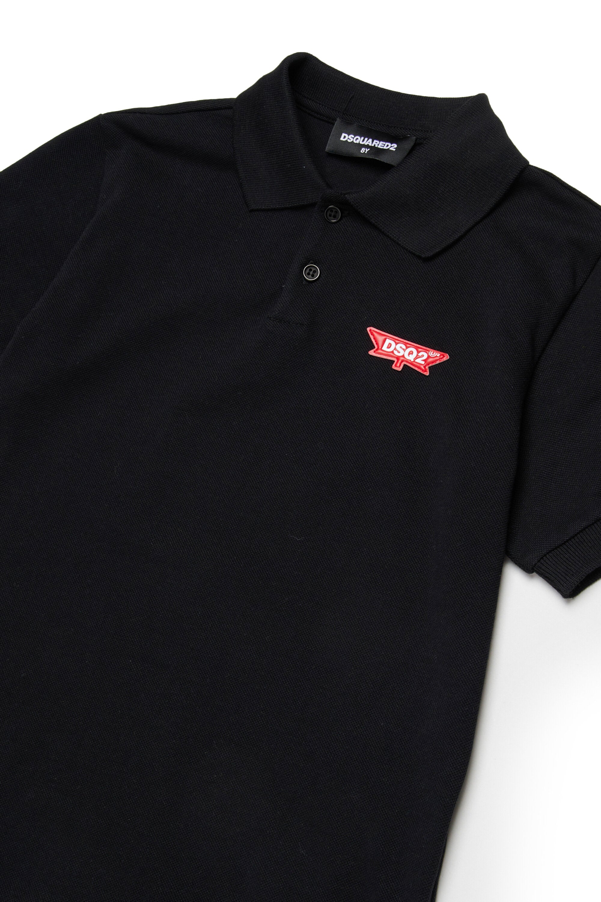 Polo con logo