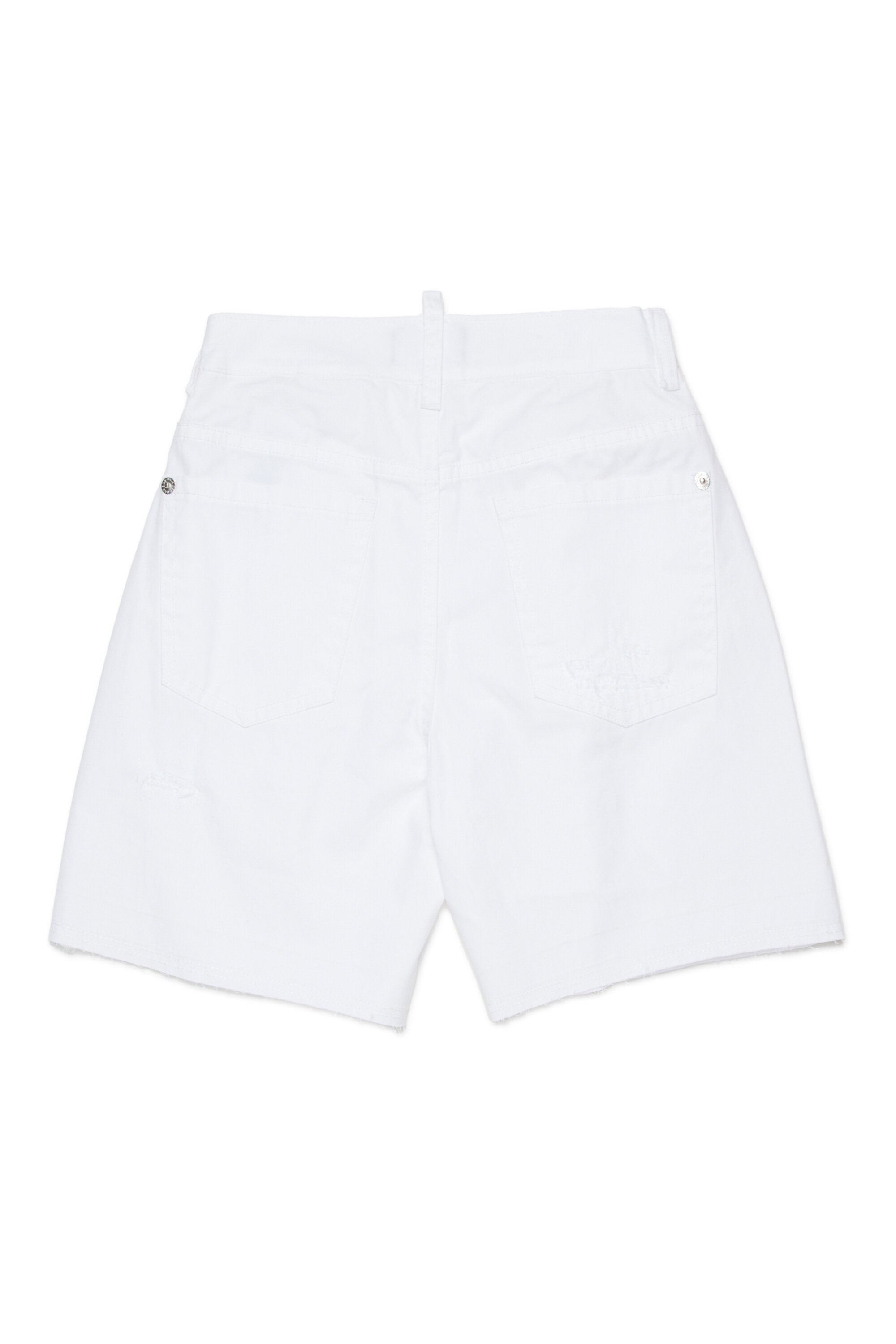 Pantalones cortos con logo y detalles desgastados