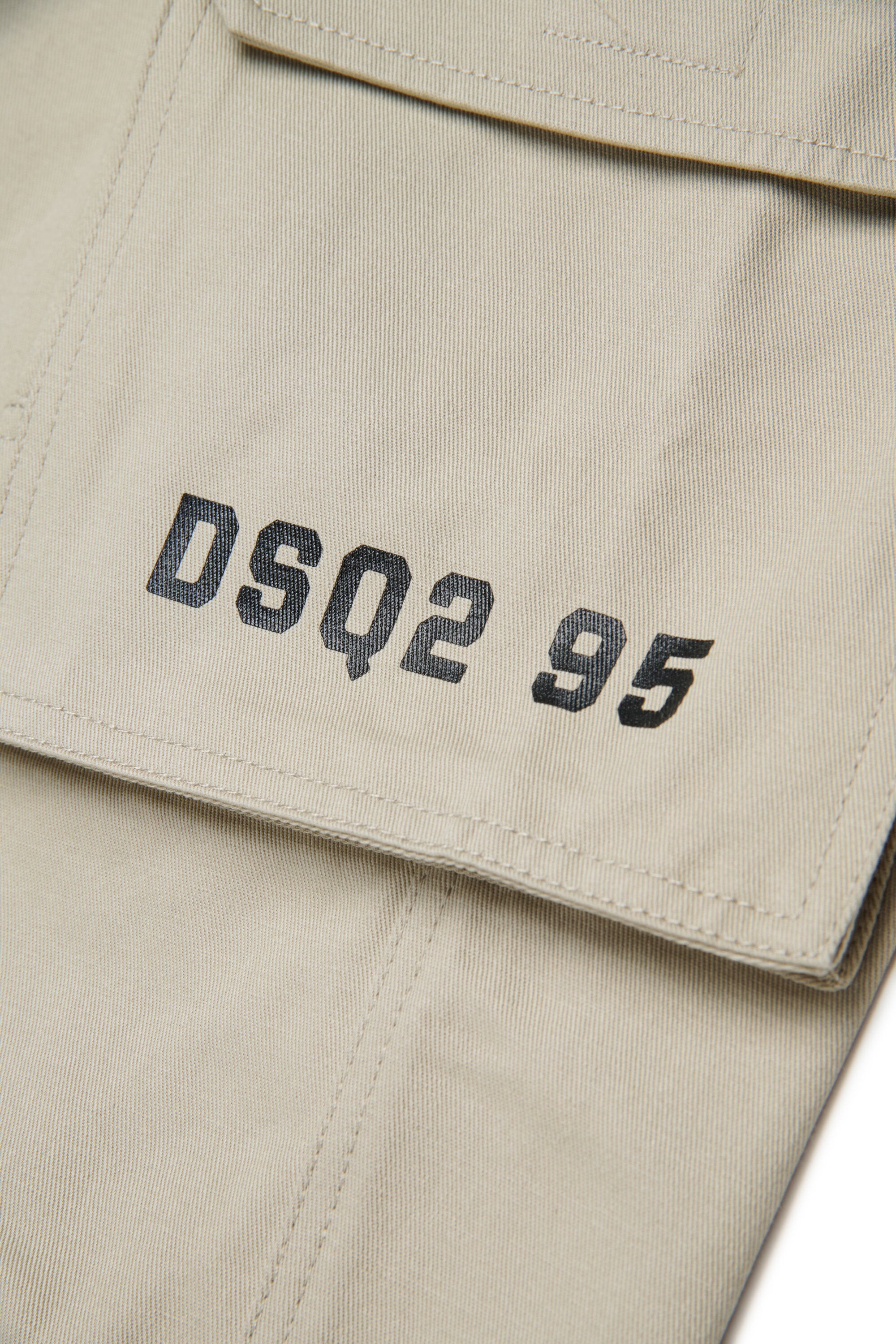 Cargo pants with side pockets