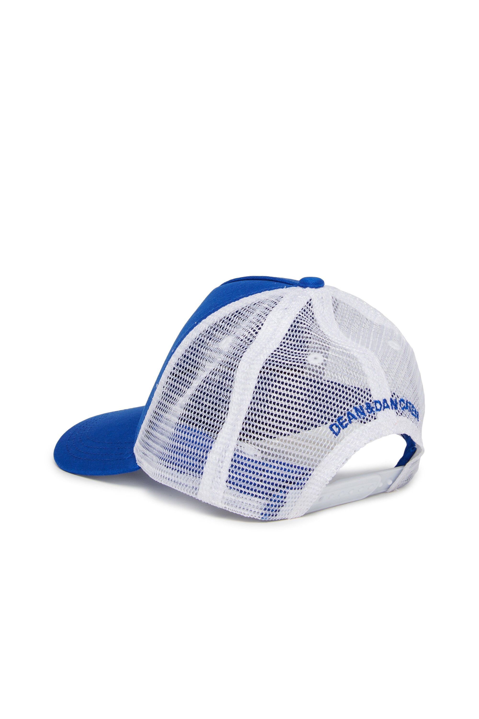 Baseball cap with logo