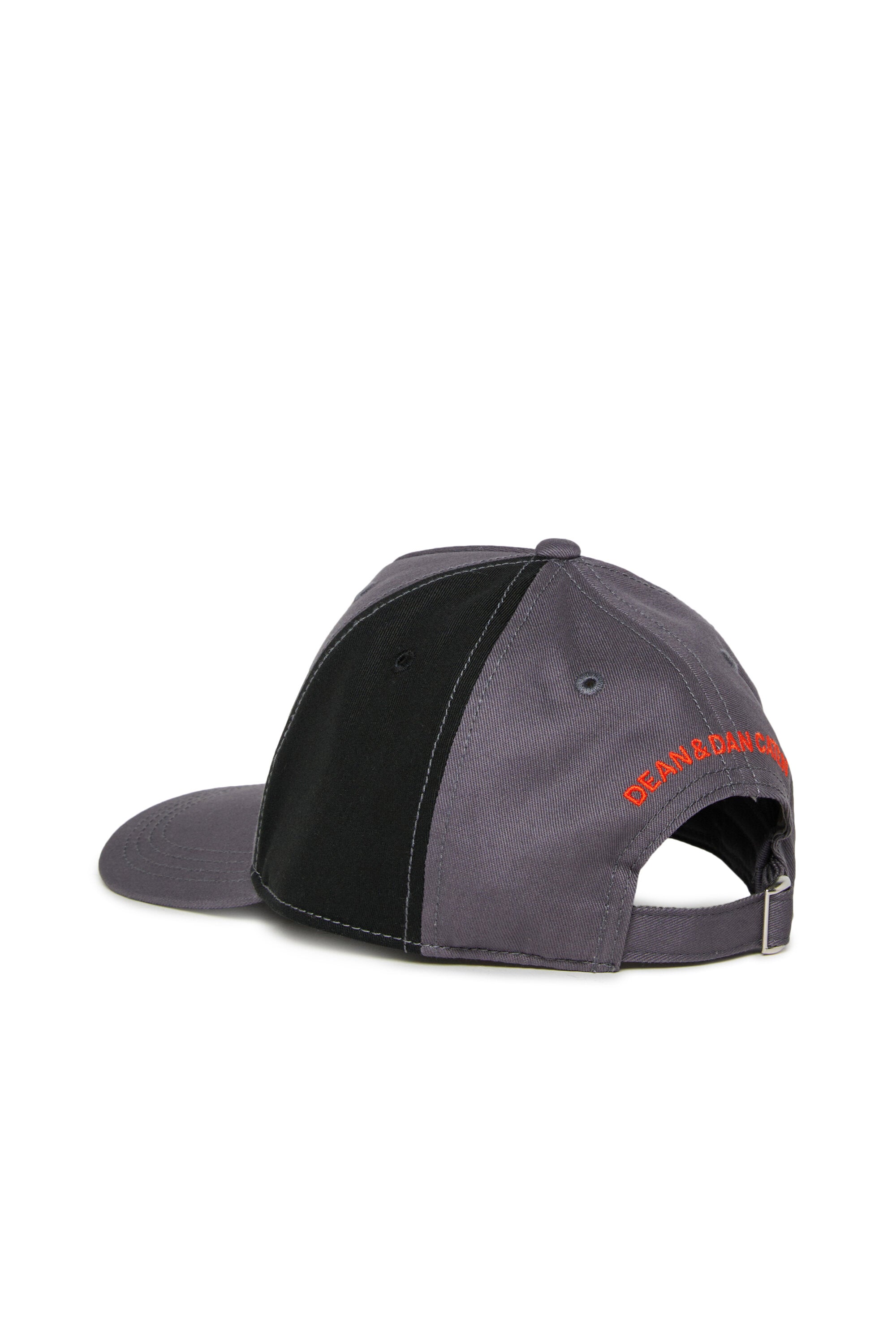 Baseball cap with logo