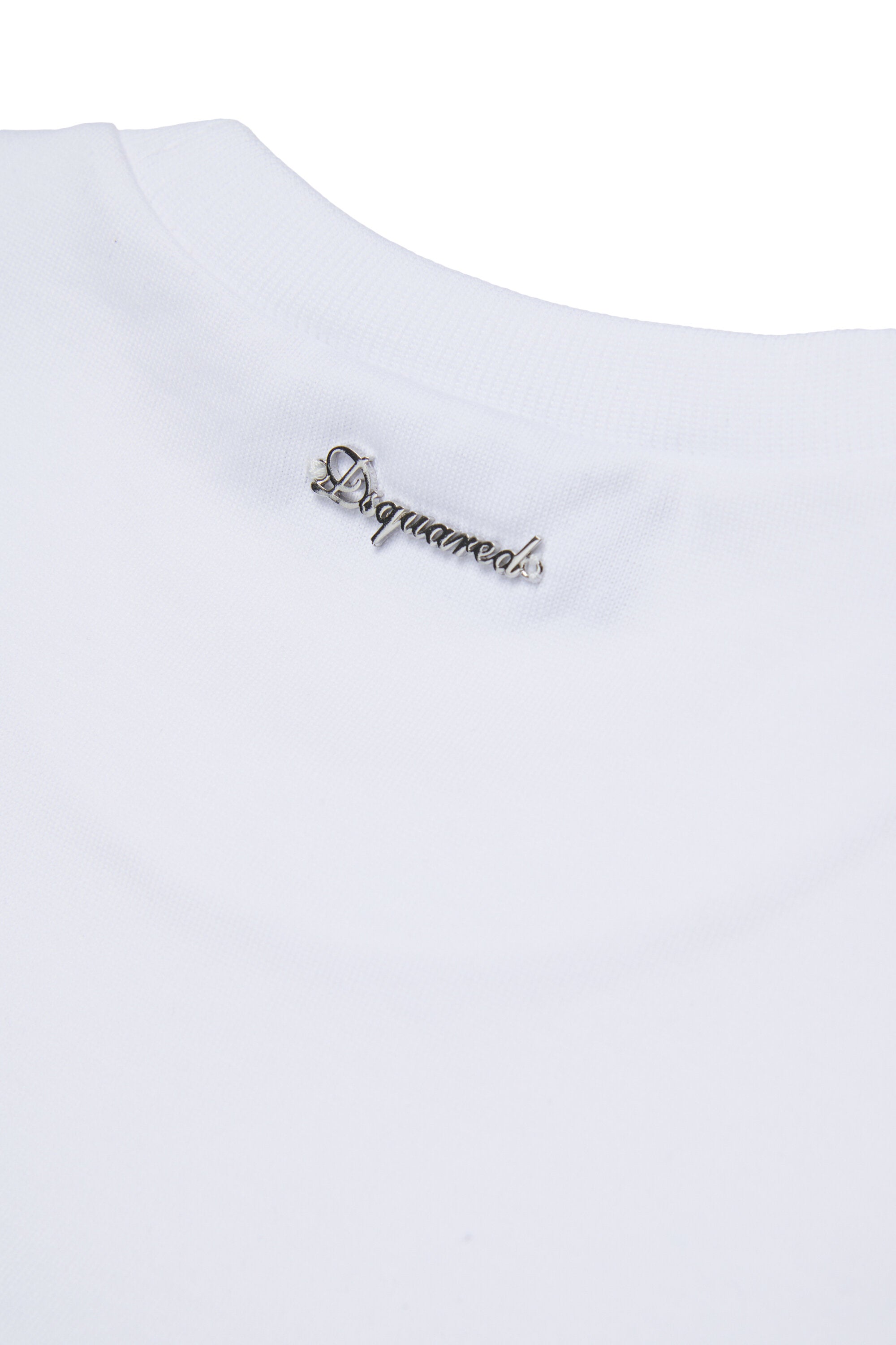 Camiseta con aplicaciones de joya y logo