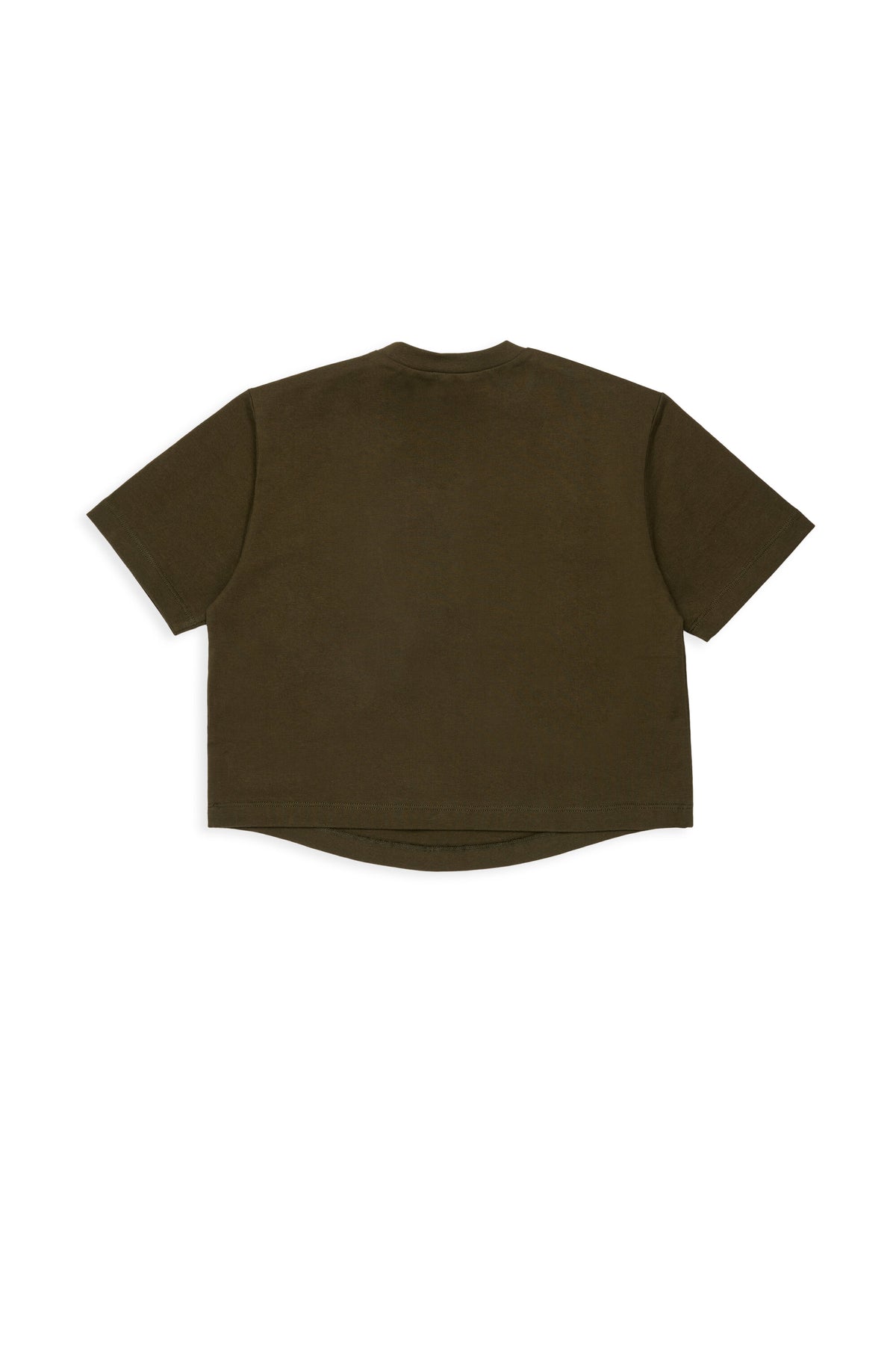 Camiseta con bolsillo de parche y logo
