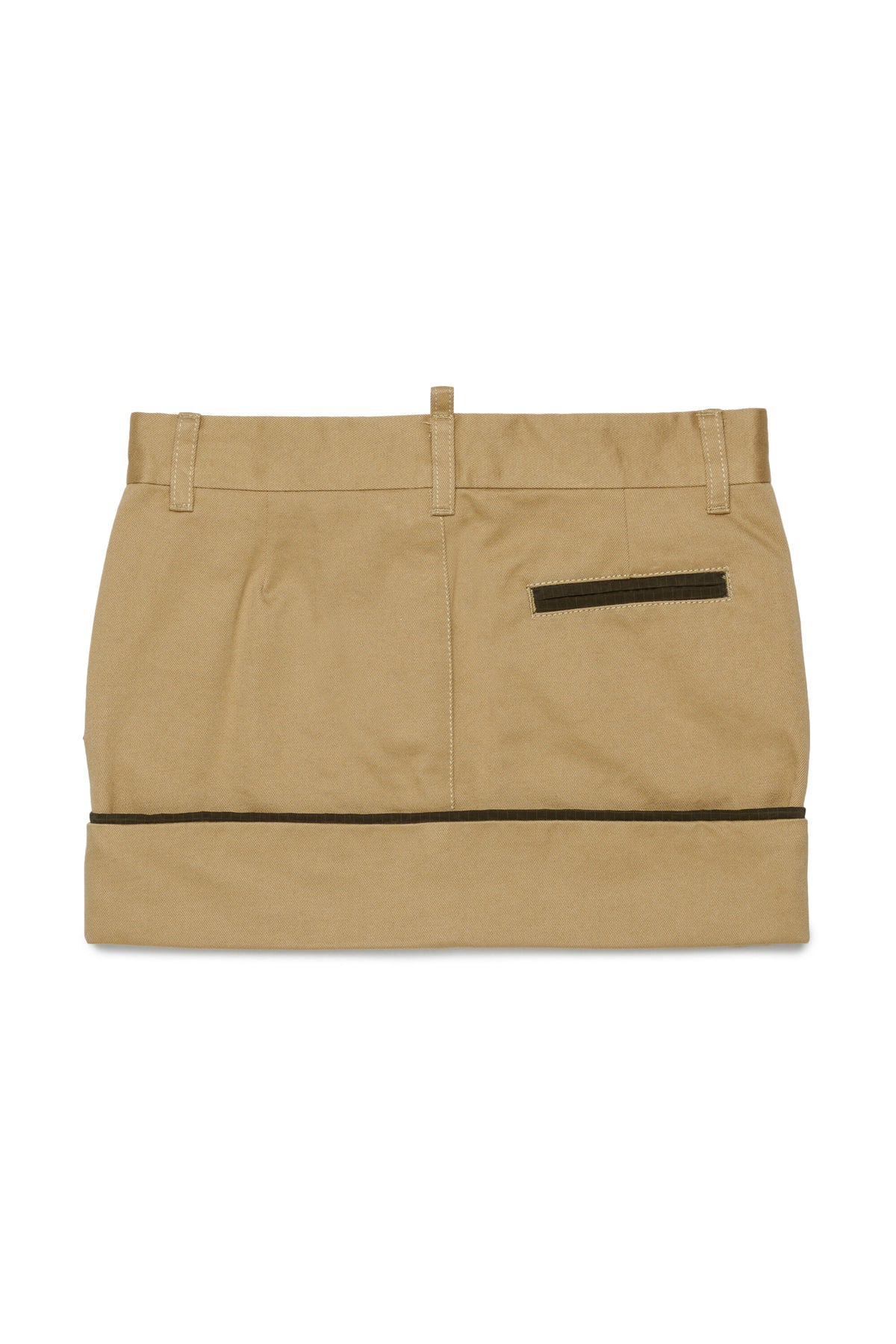 Skirt with patch pockets