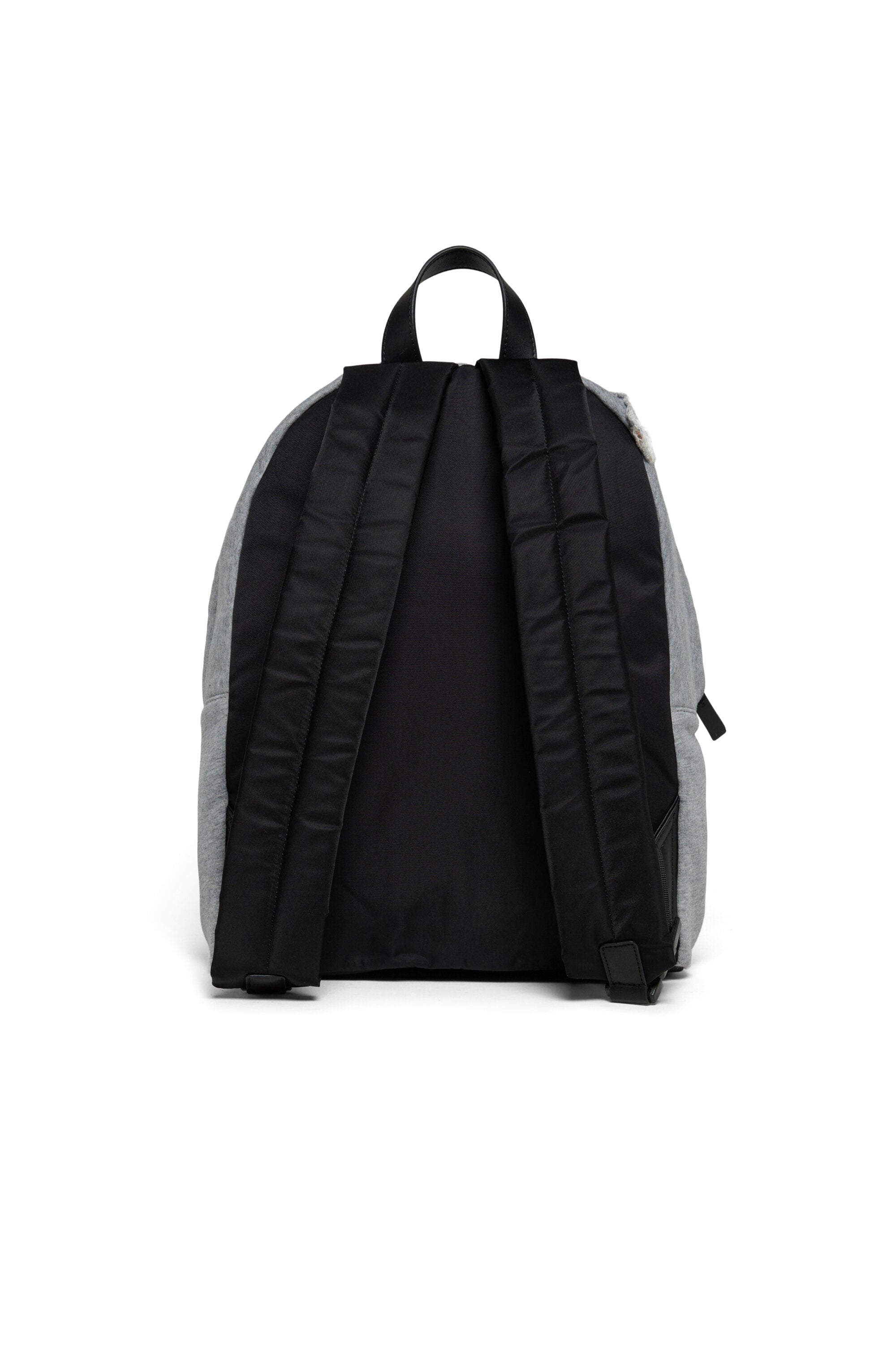 Mochila con logo en la parte delantera