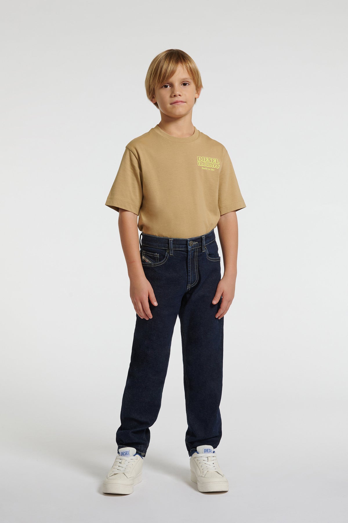 Jeans regular fit azul oscuro - 2010