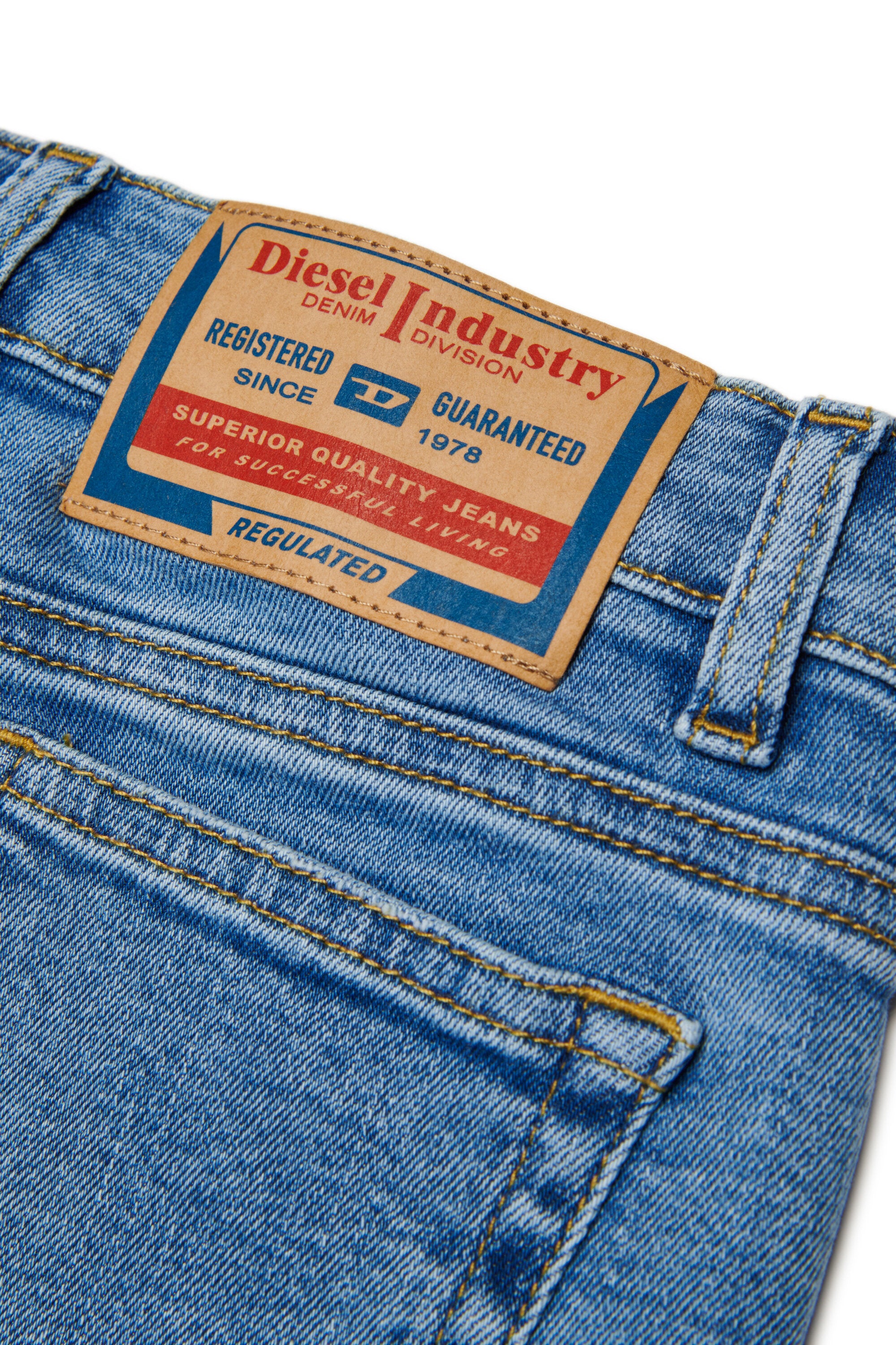 Flare fit jeans in light blue wash -1978