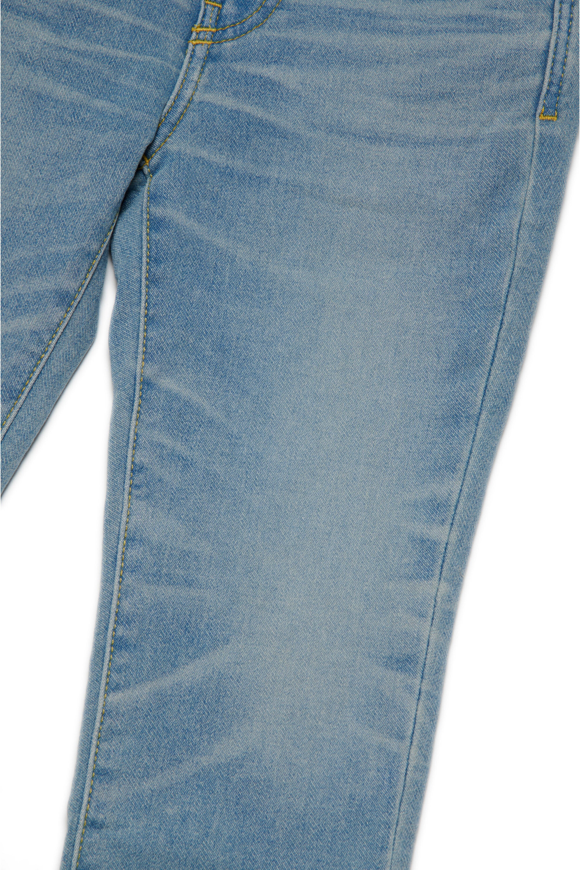 JoggJeans® cónicos de color claro - 2004