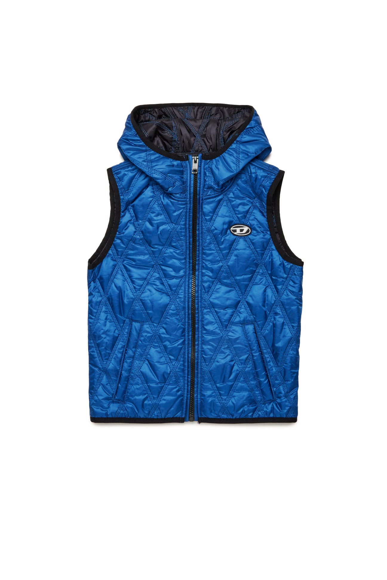 Lightweight diamond-pattern quilted vest 