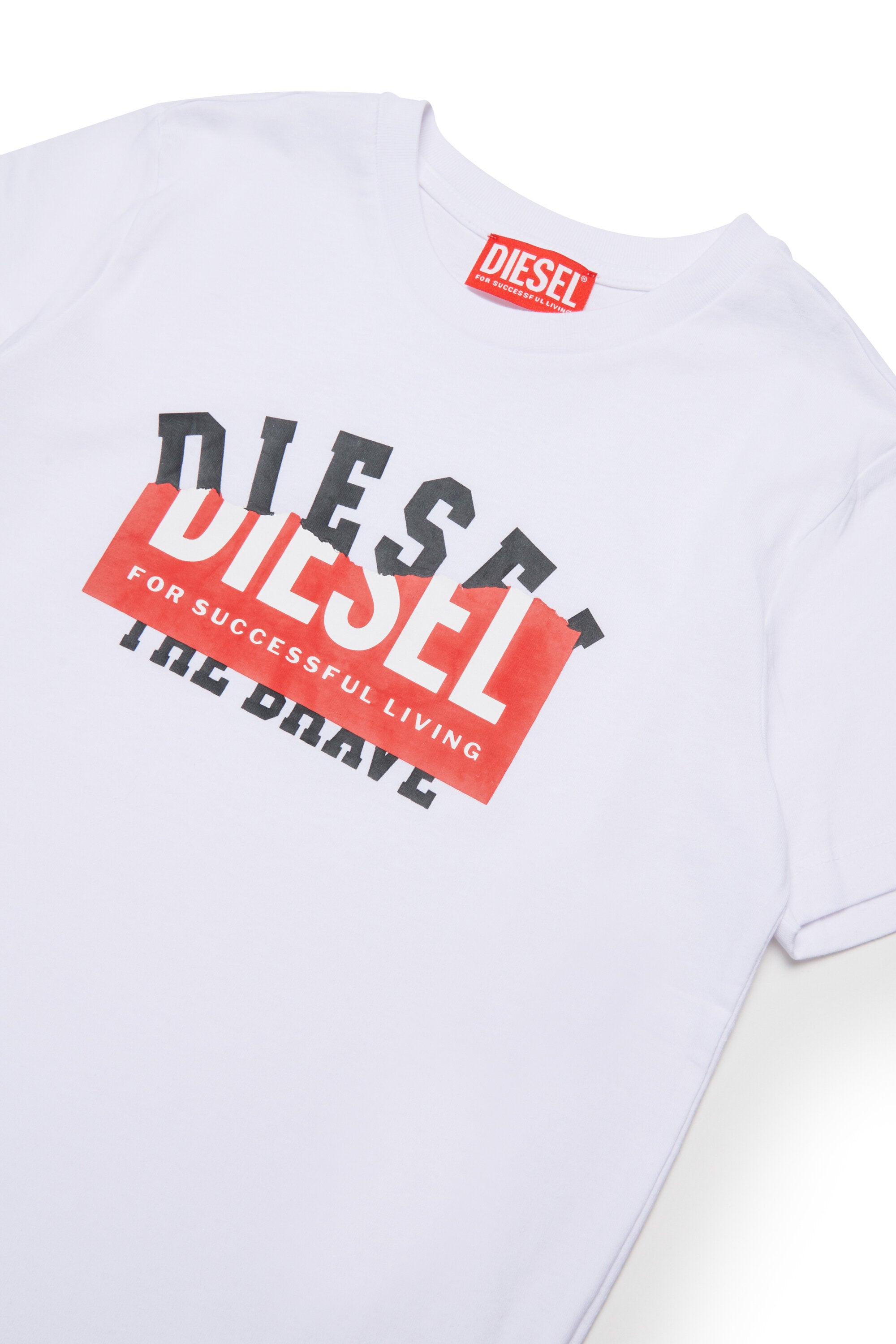 Camiseta con logo estampado superpuesto