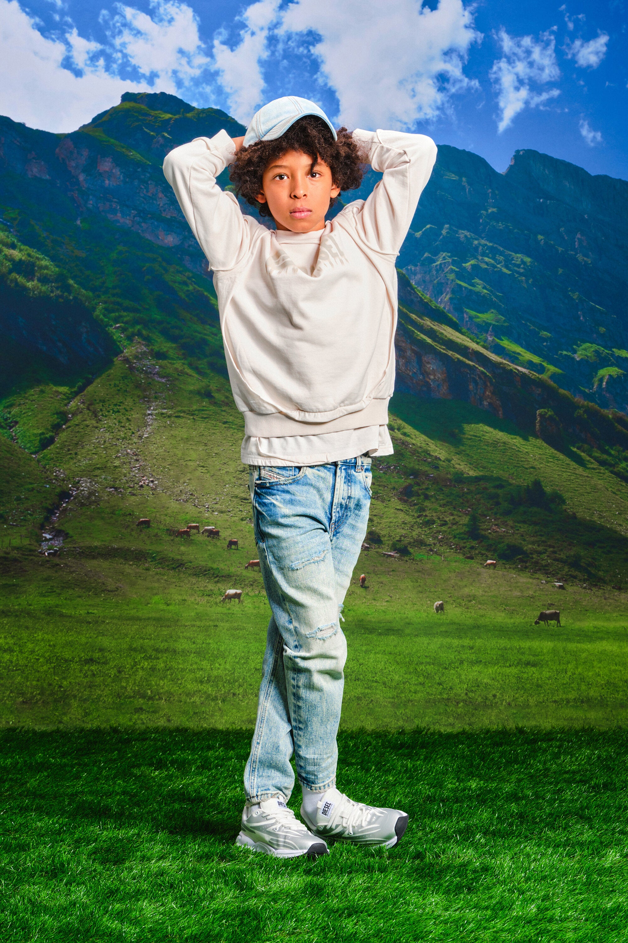 Sudadera de doble capa con efecto destruido