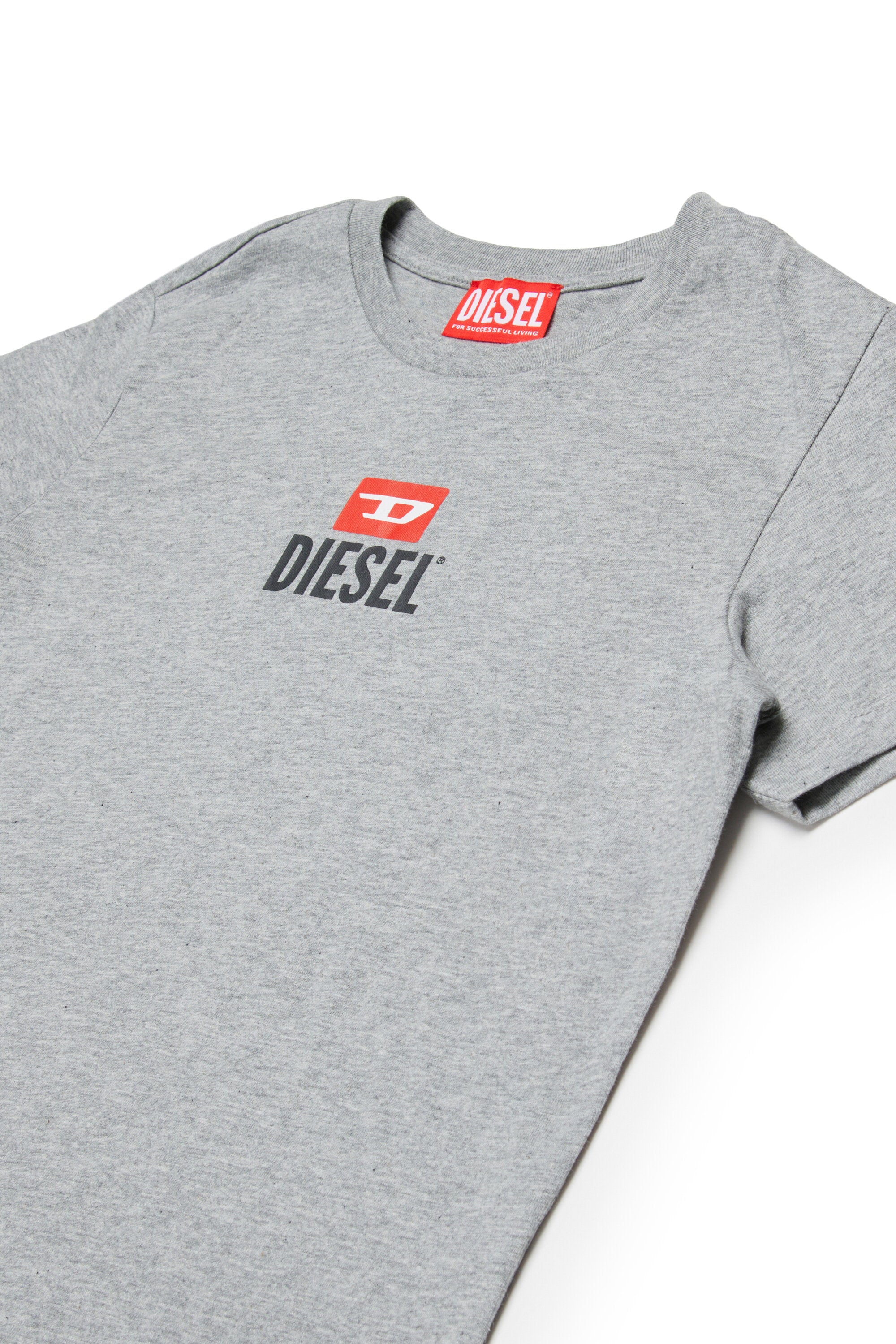 Conjunto de camiseta de punto y bermudas con logo D Diesel