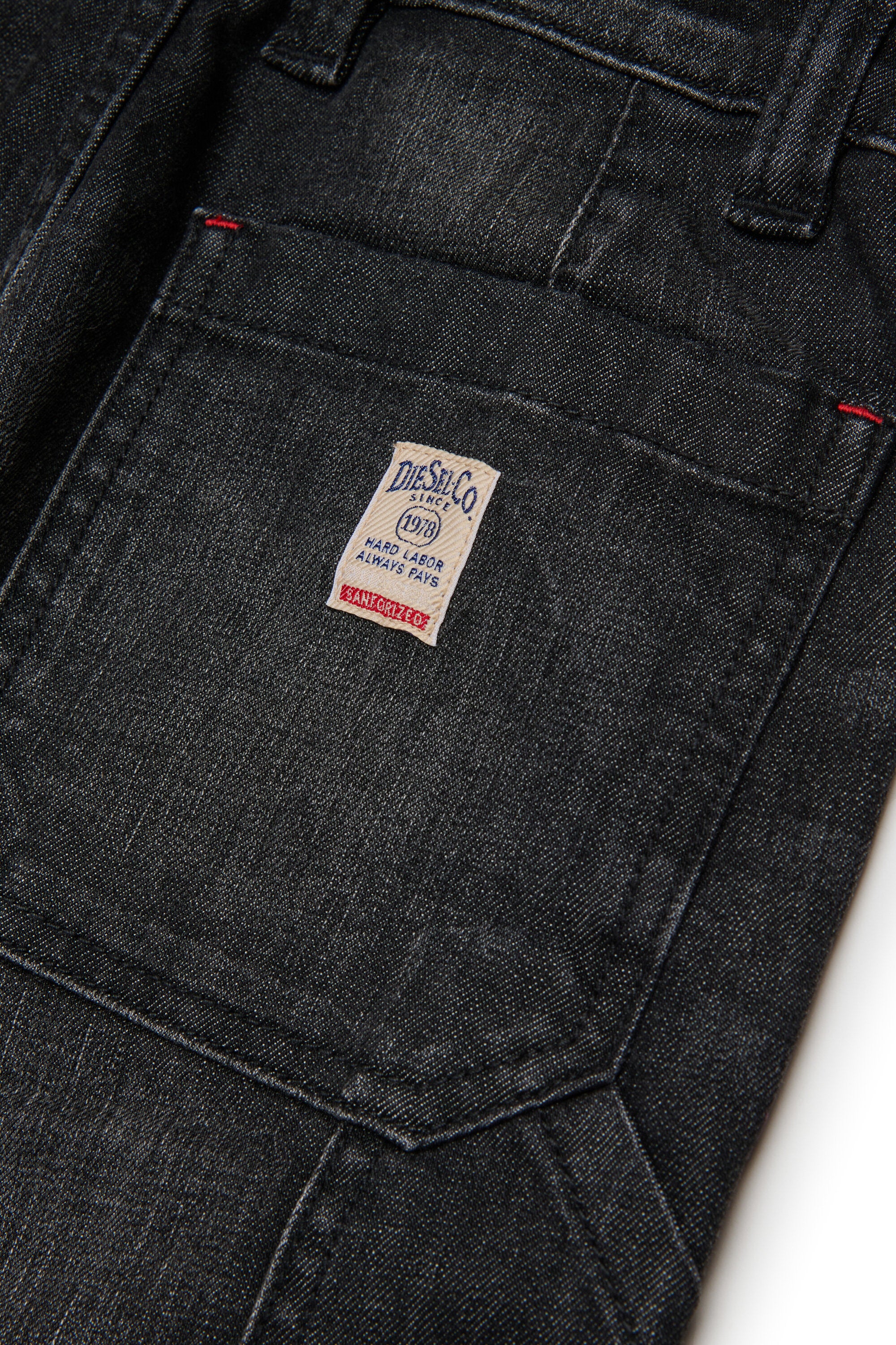 Vaqueros negros relaxed con efecto desgastado - D-Bart