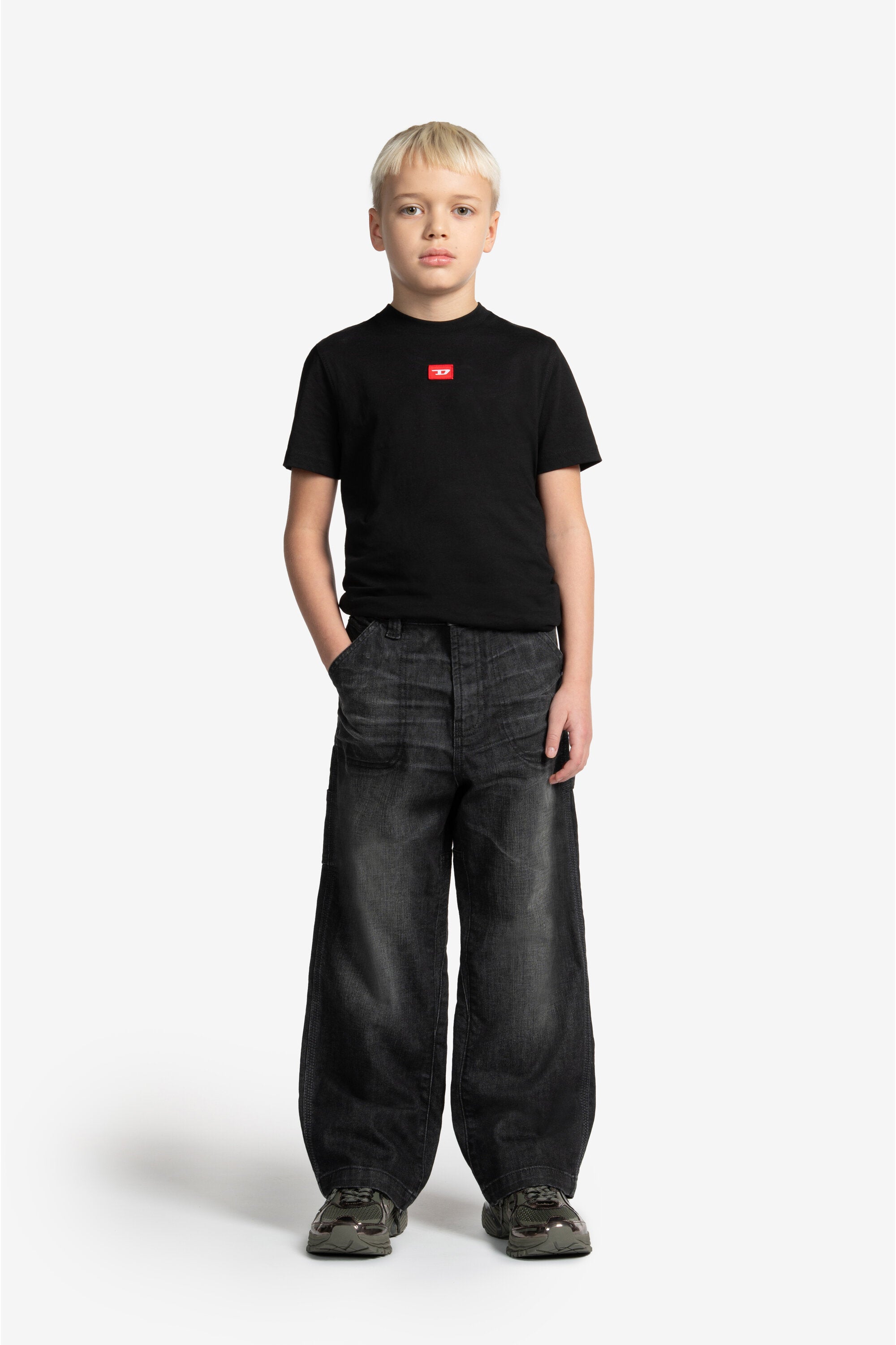 Black relaxed jeans with a worn effect - D-Bart