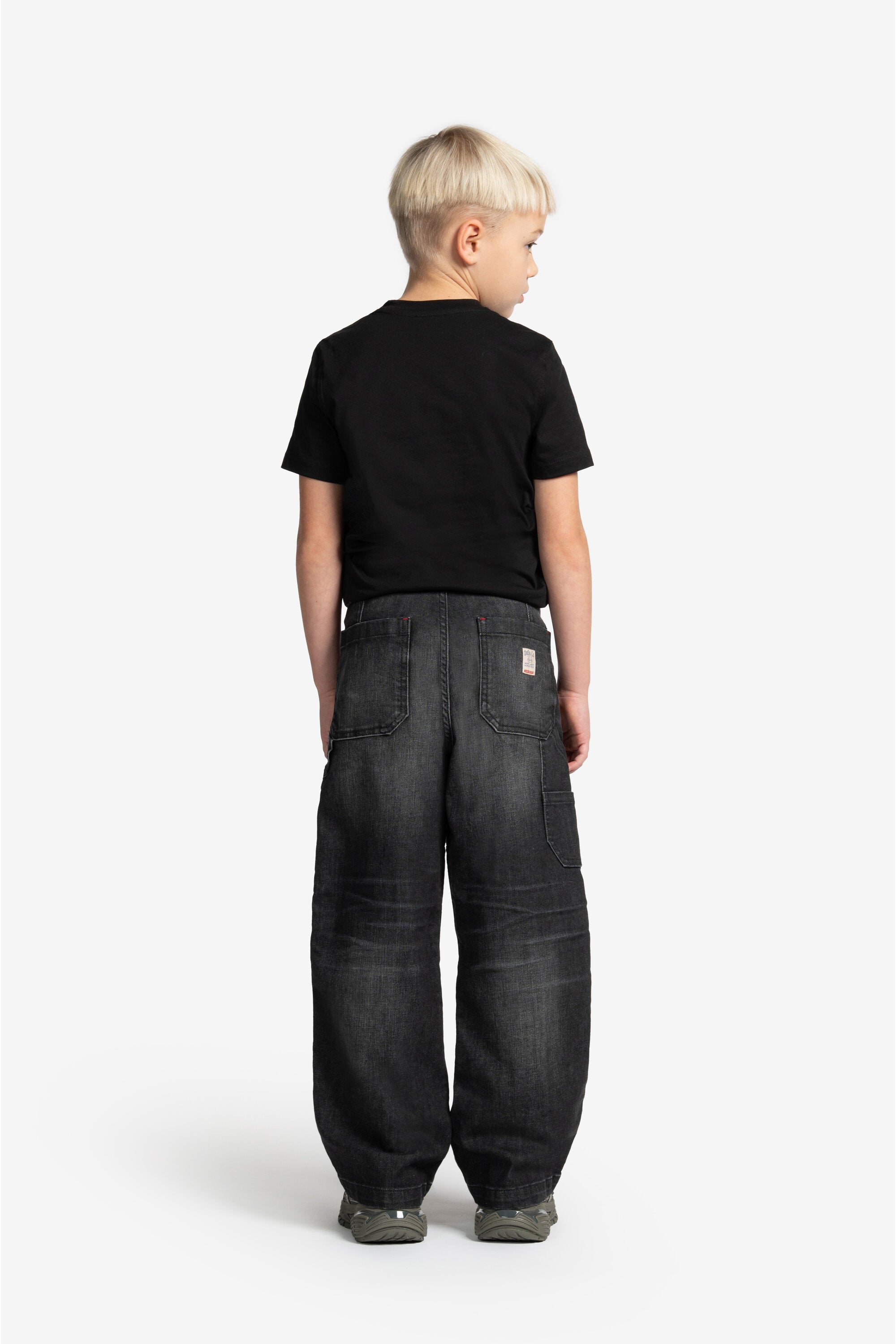 Black relaxed jeans with a worn effect - D-Bart