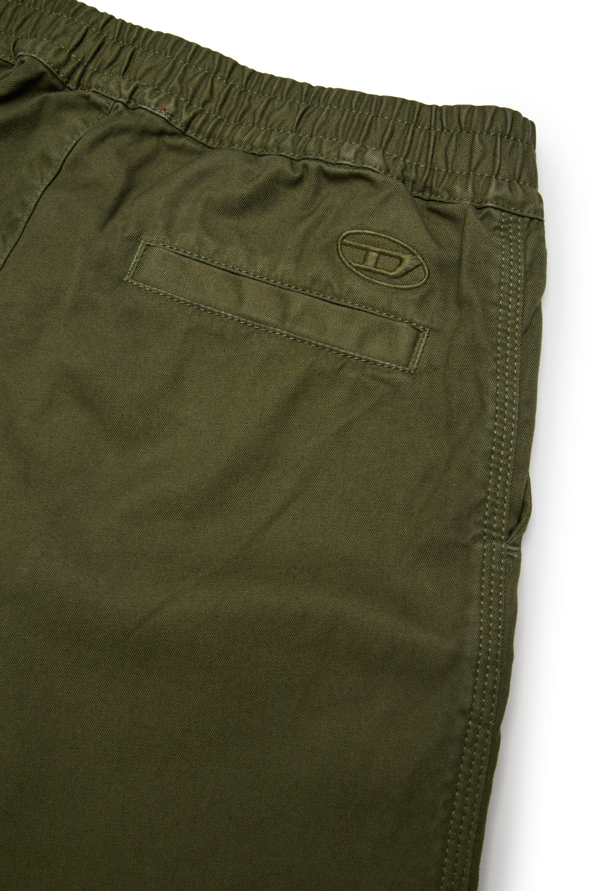 Pantalones cargo de gabardina