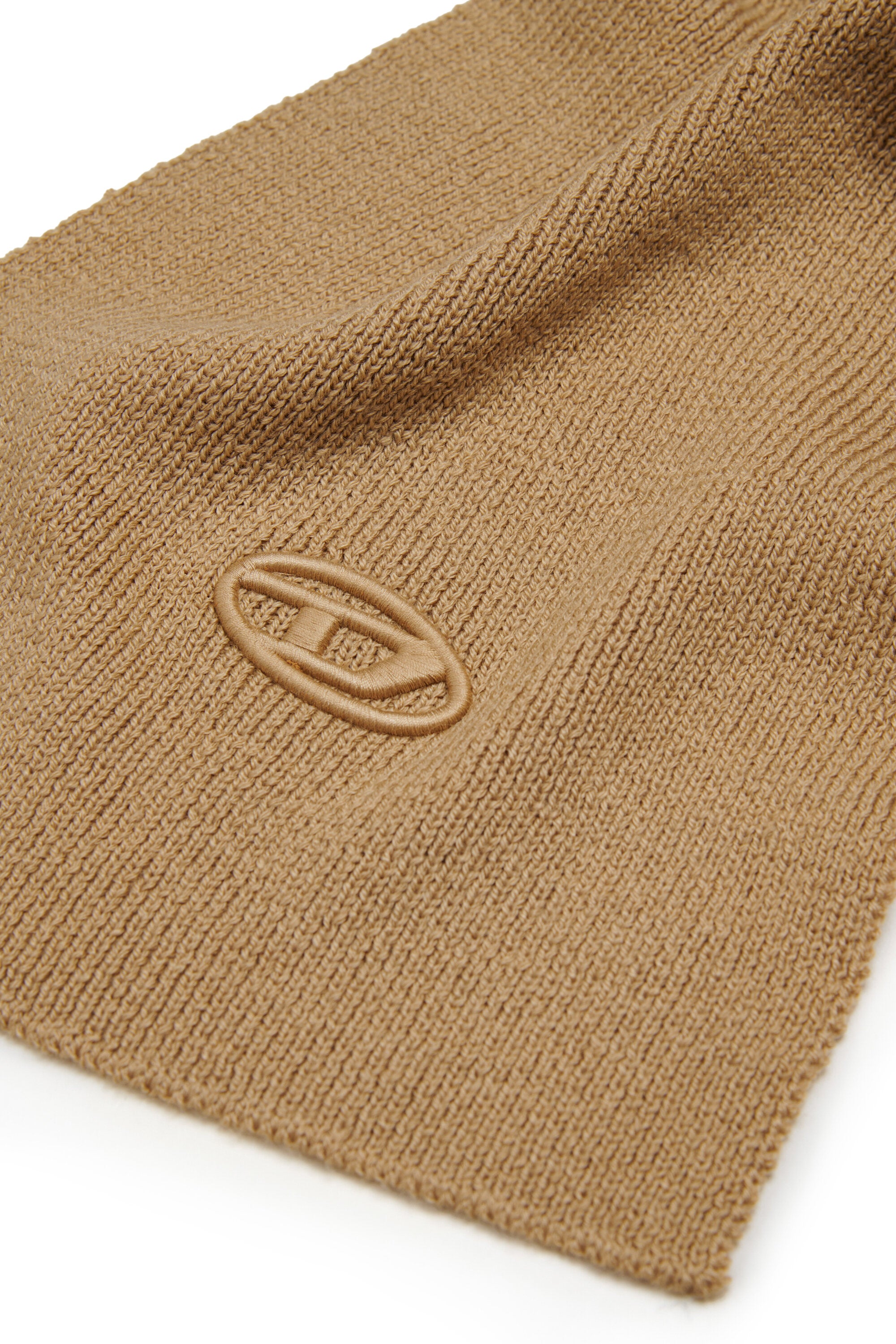 Wool-blend knit scarf branded with logo