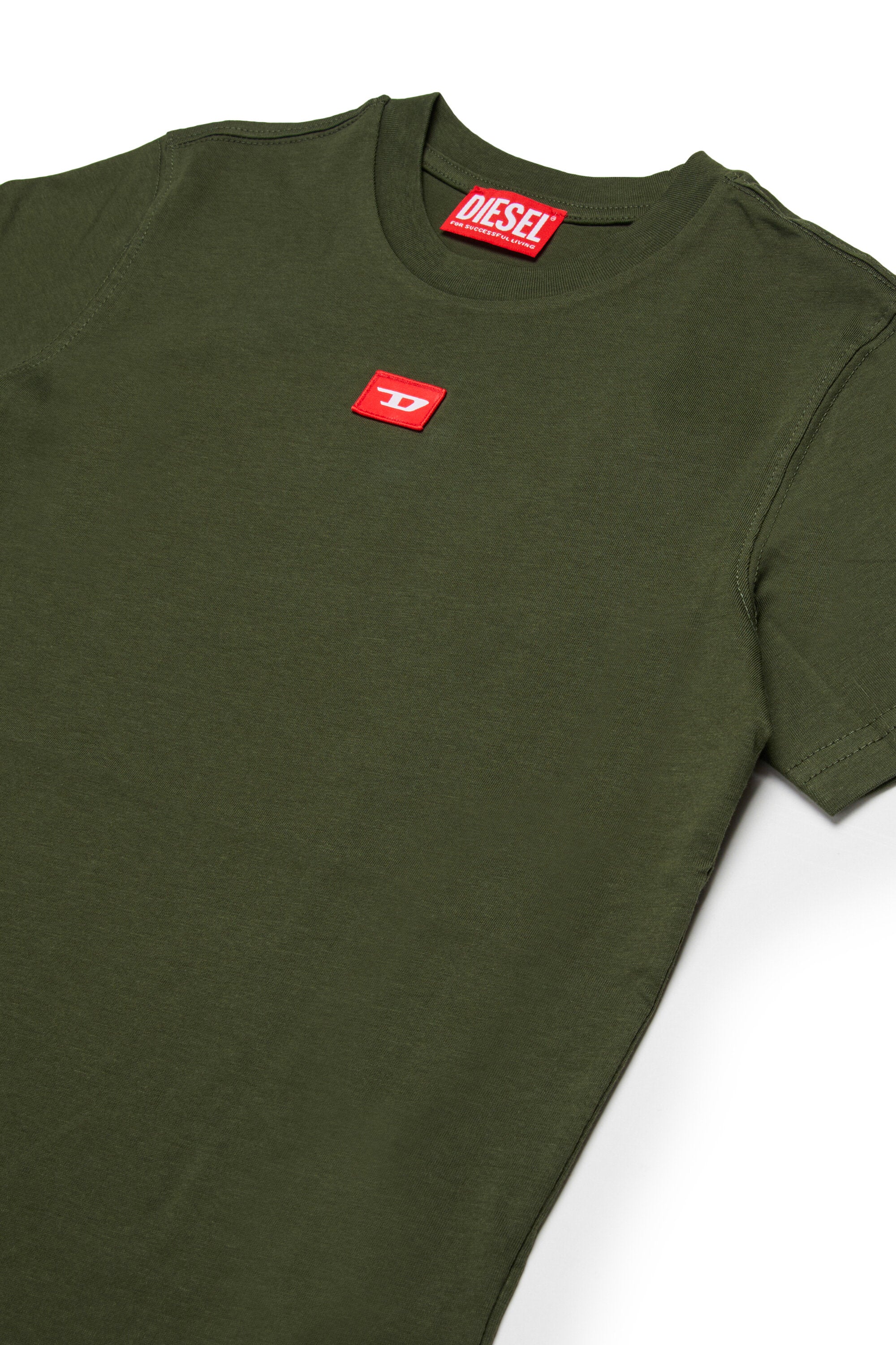 Camiseta de jersey con parche D rojo