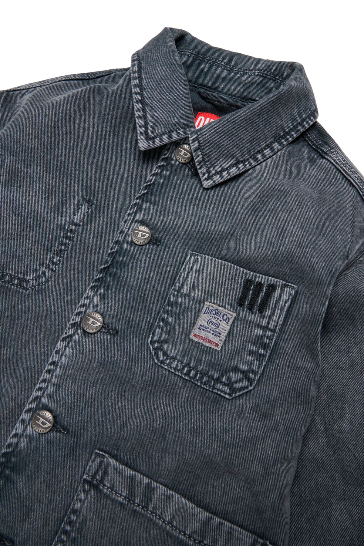 Chaqueta vaquera con logo estampado