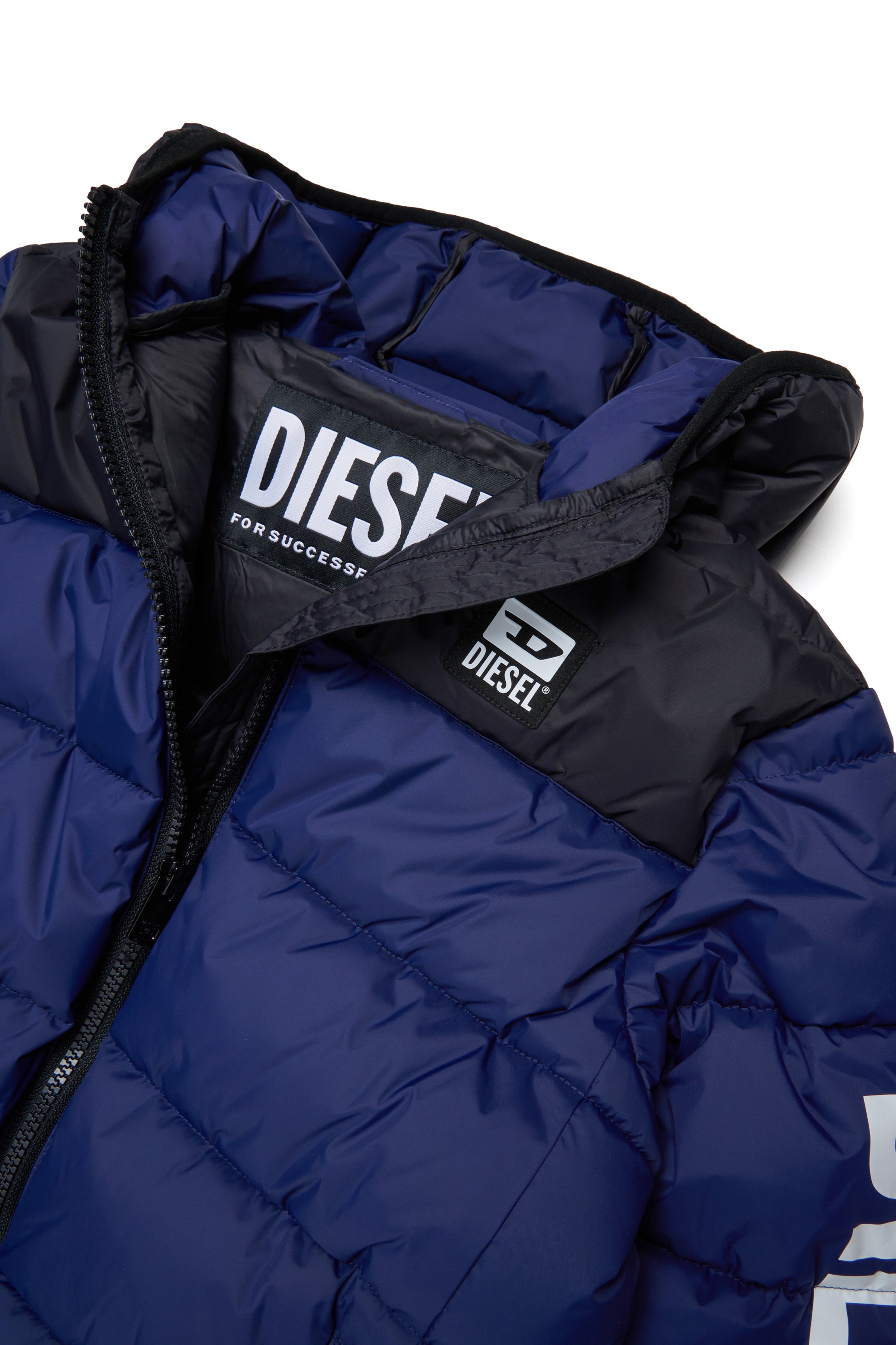 Padded jacket with logo