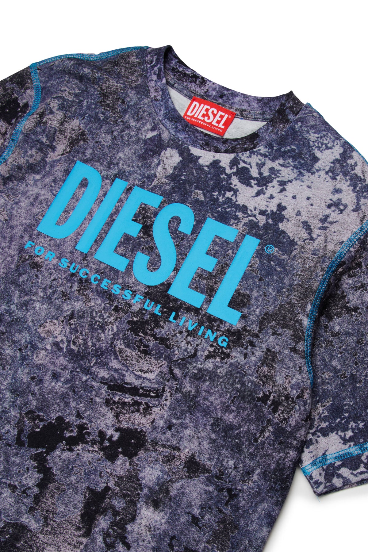 Camiseta con logo