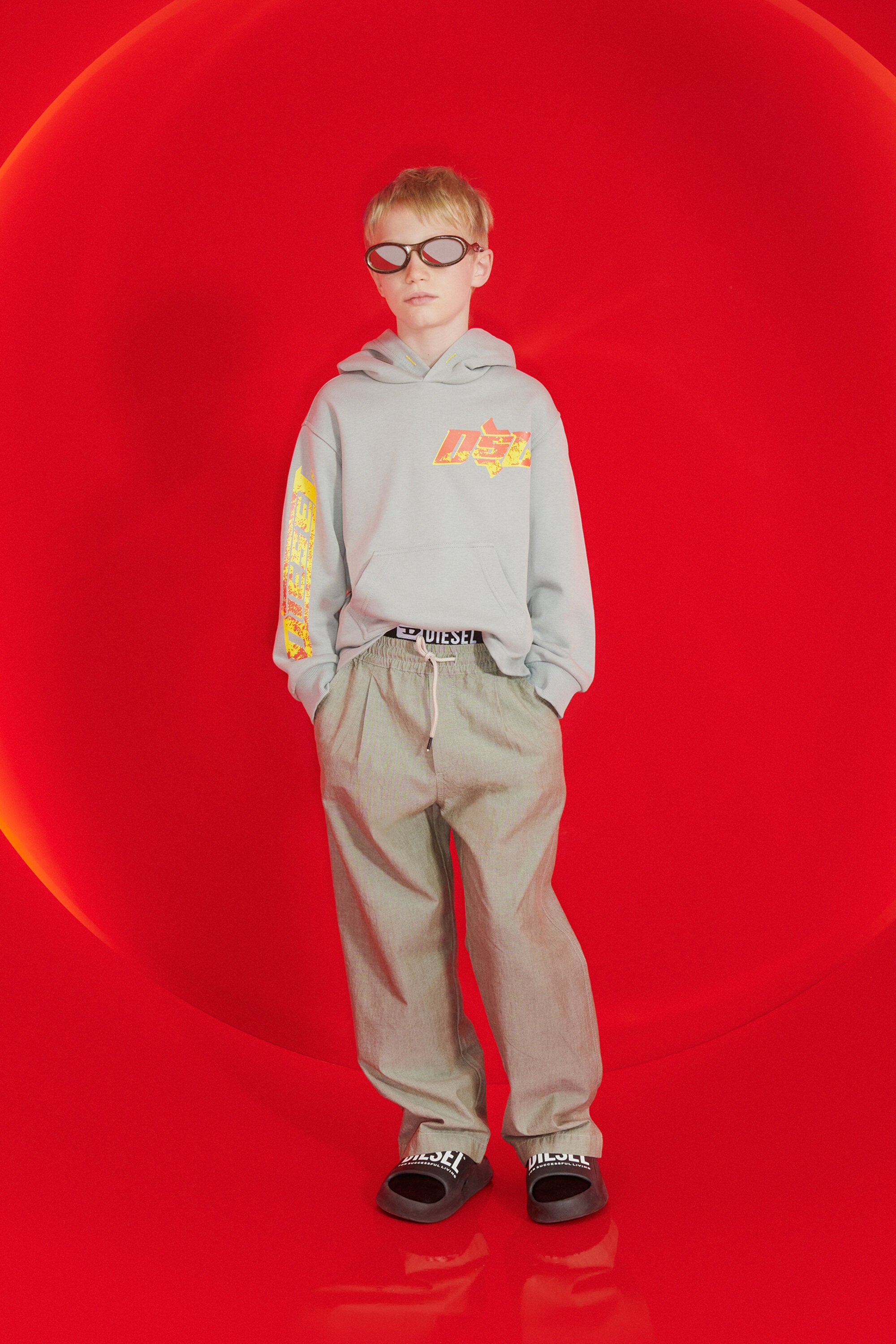 Sudadera con capucha con logo