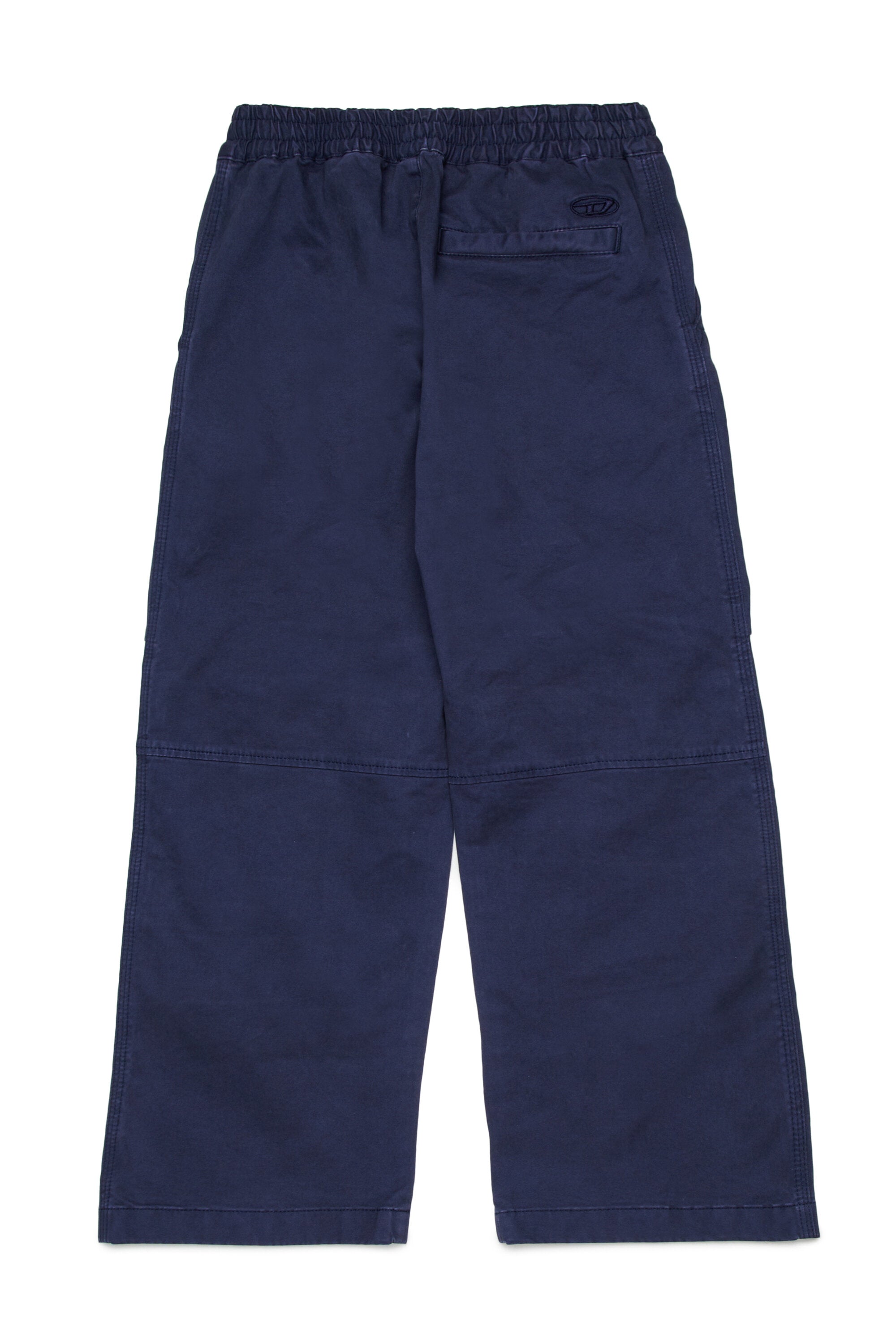 Pantalones cargo con bolsillos aplicados