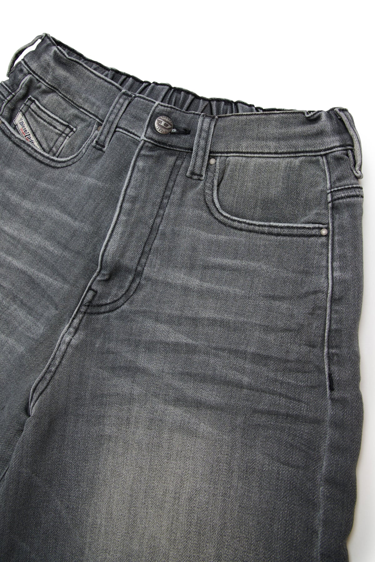 Shorts vaqueros grises efecto lavado oscuro