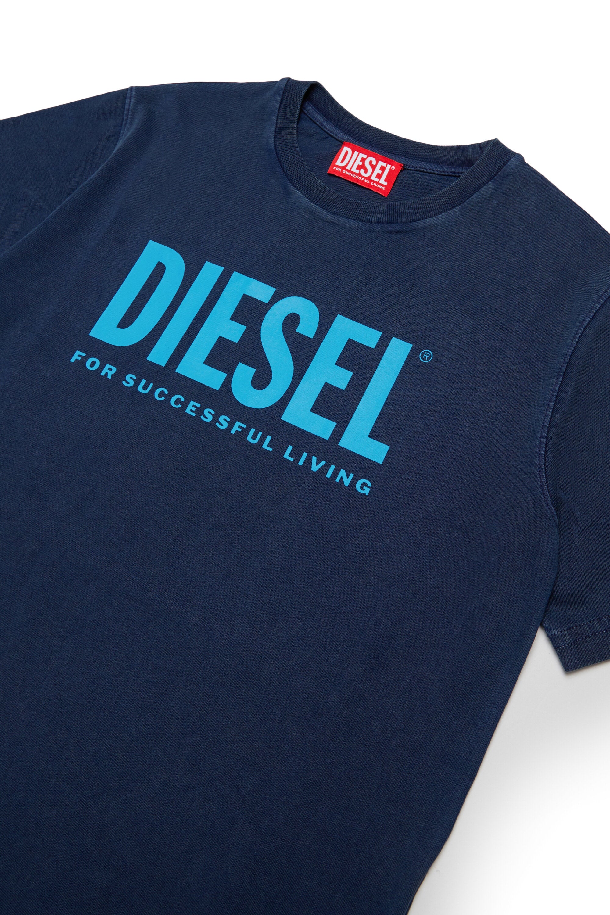 T-shirt with logo