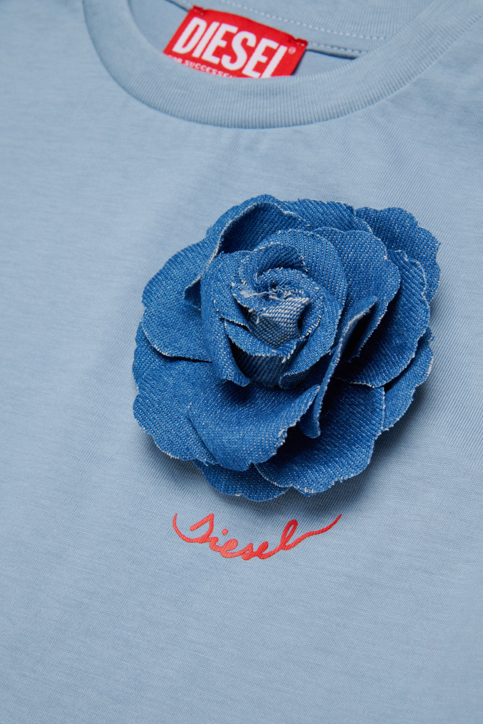 T-shirt with logo