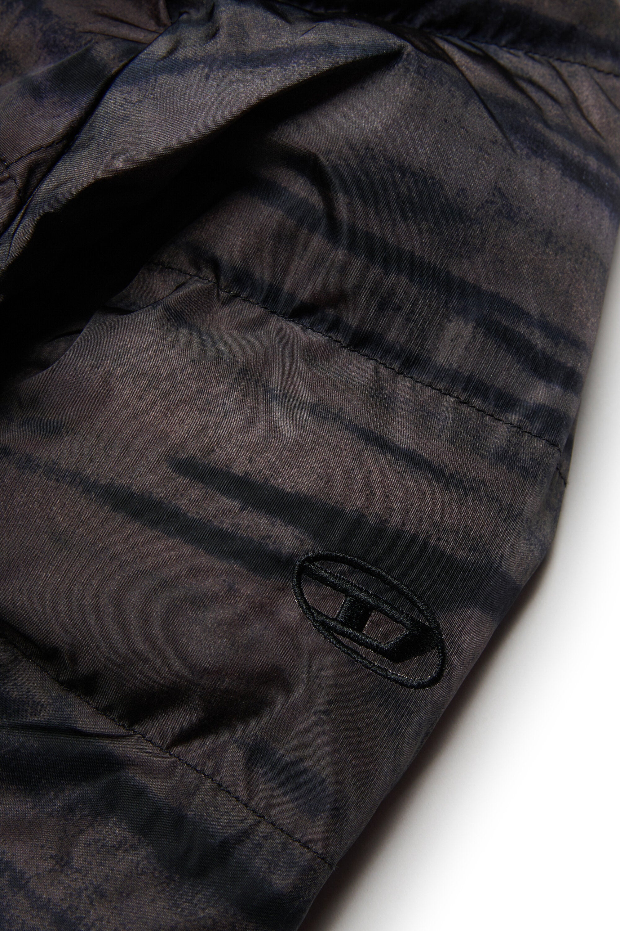 Padded jacket with logo