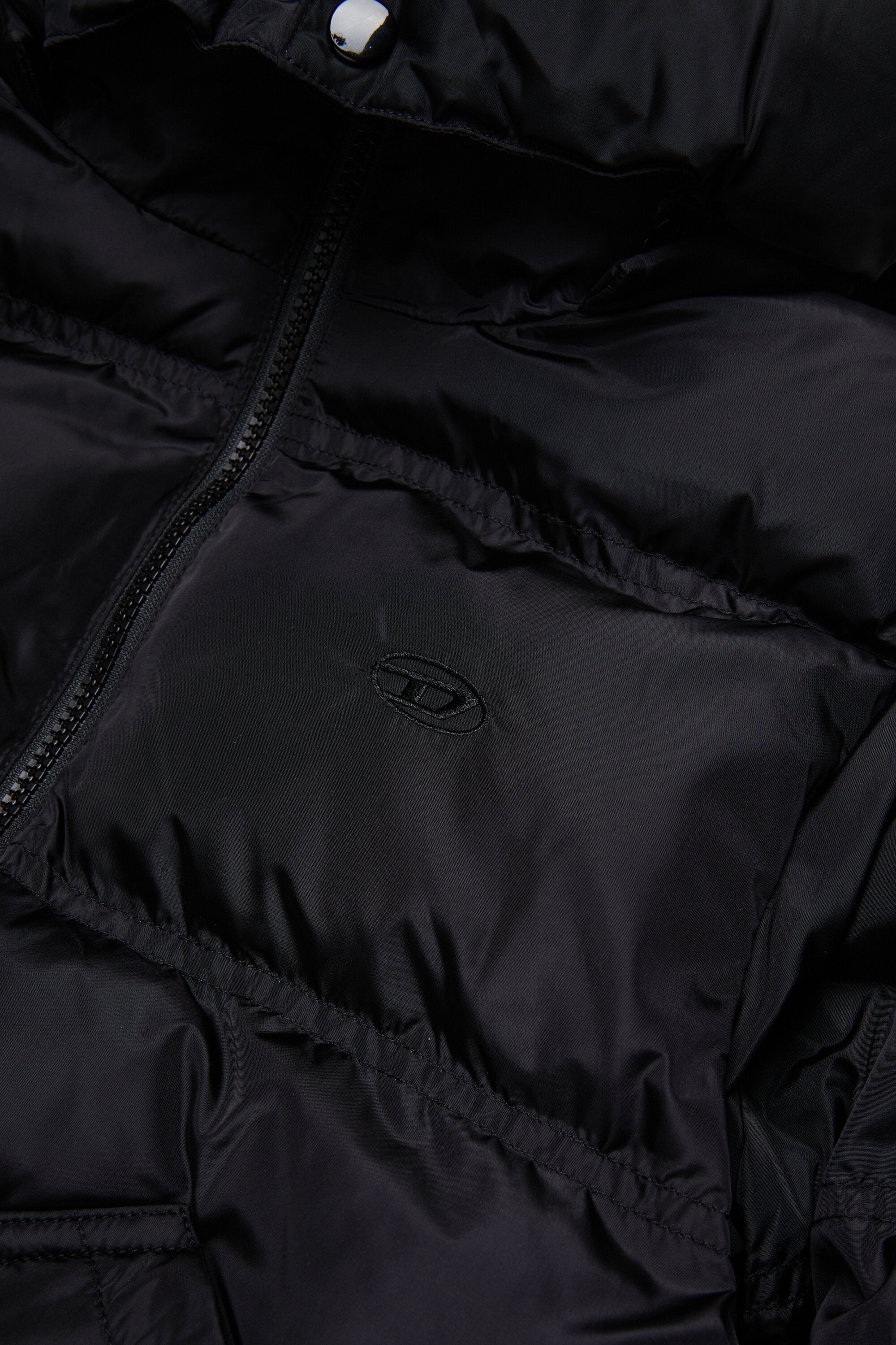 Padded jacket with printed logo