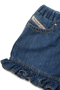 Denim shorts with ruffles