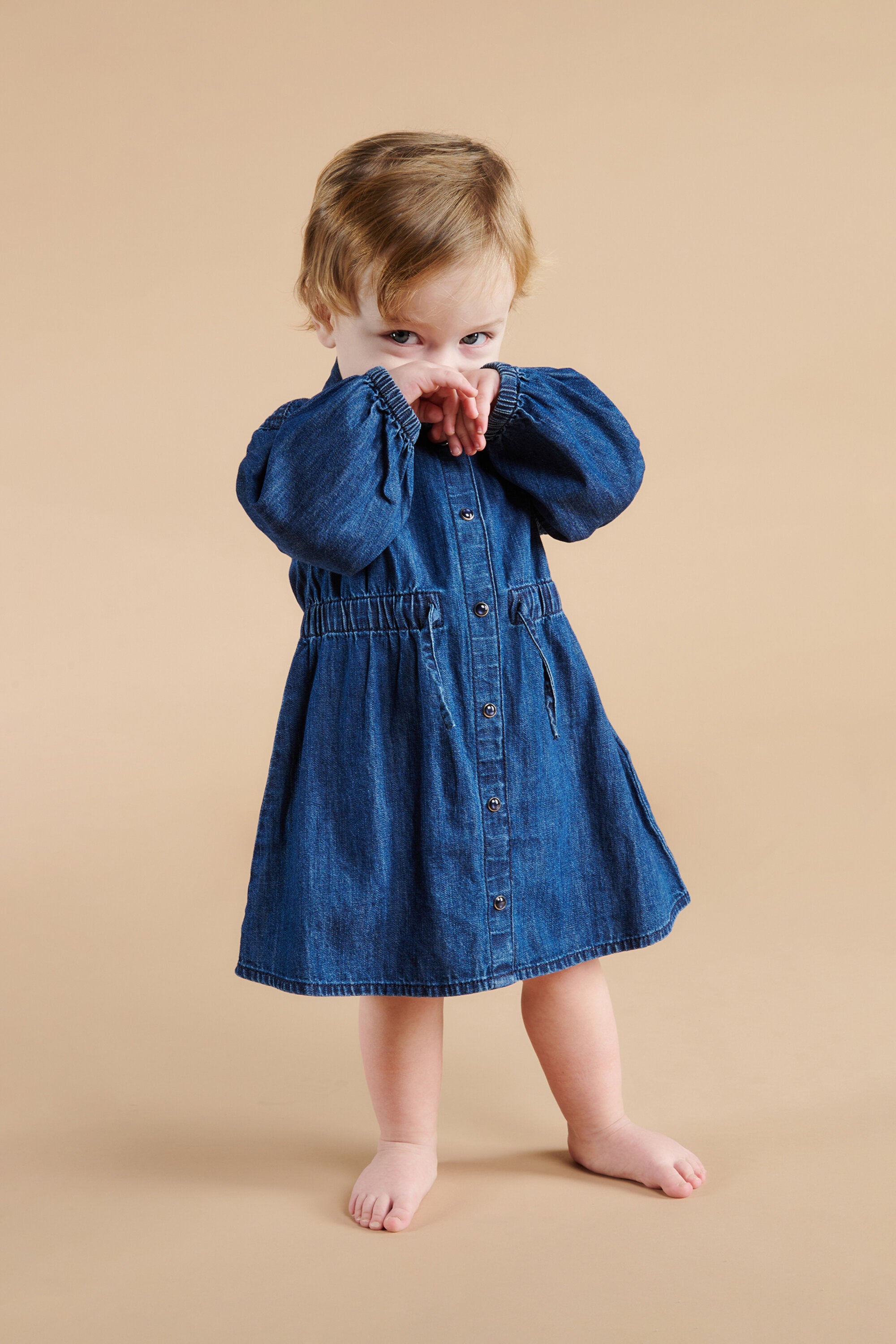 Lightweight denim dress with drawstrings