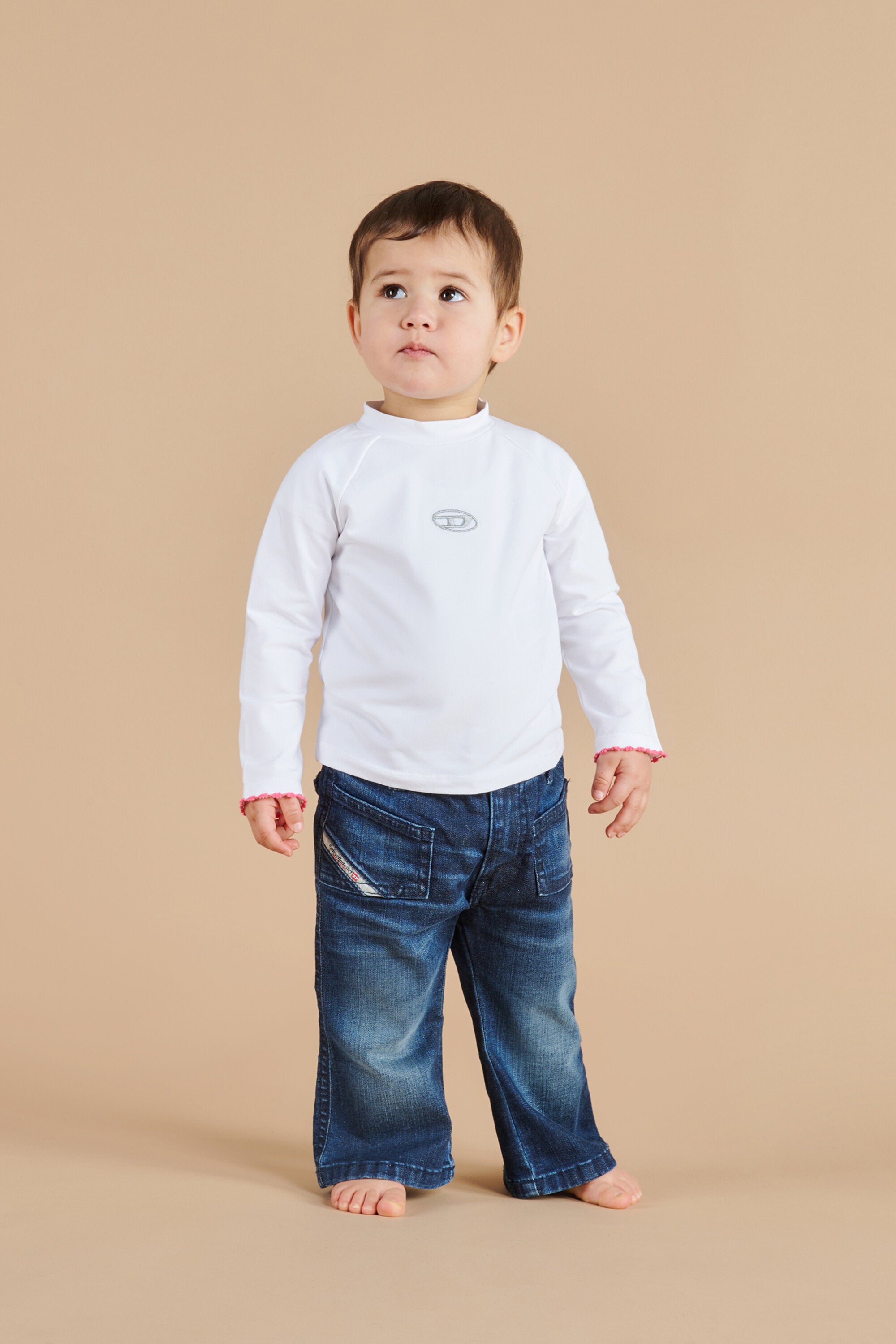 Cuello alto de jersey elástico con logotipo D ovalado de lúrex