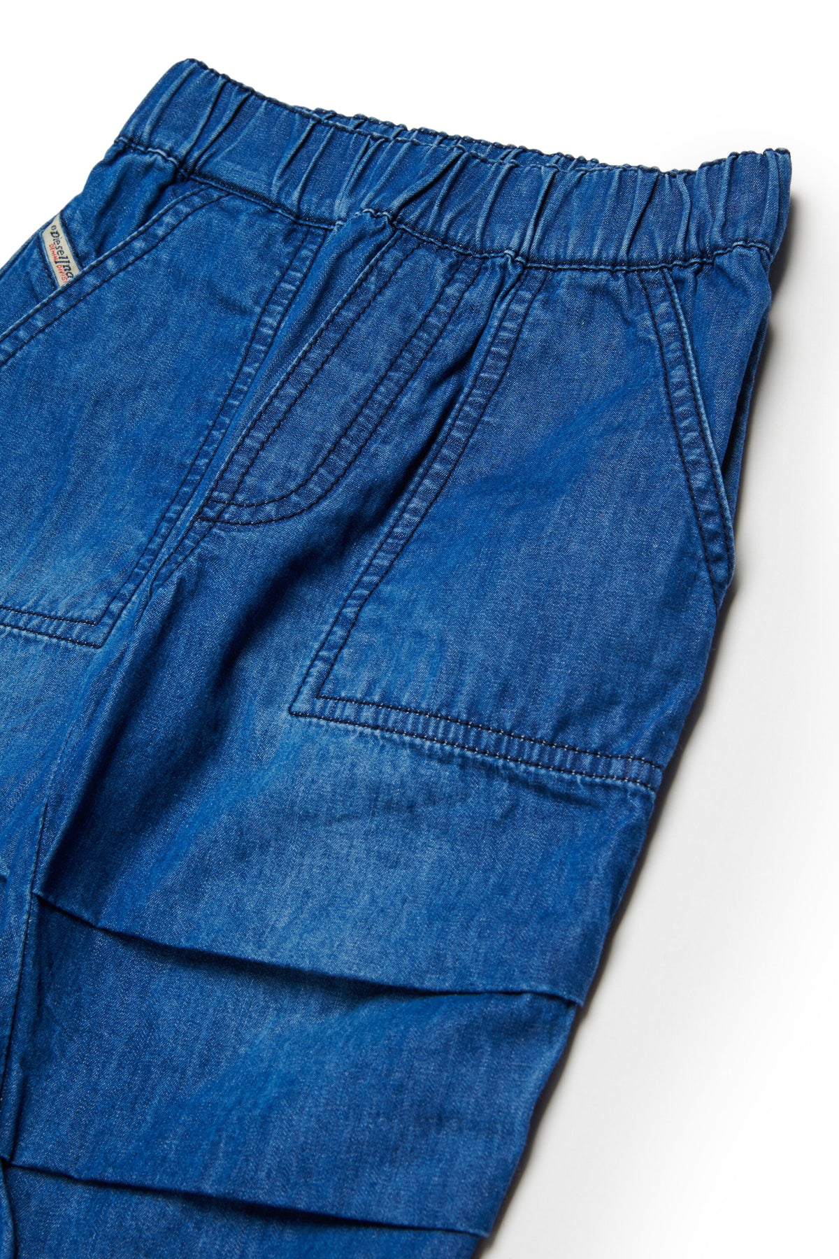 Jeans relaxed fit lavado azul medio