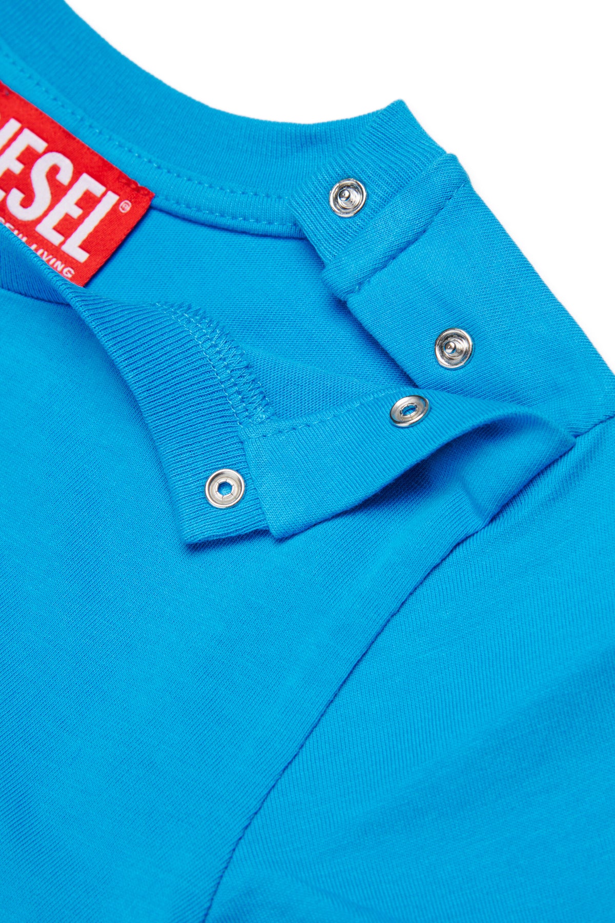 Camiseta con logo