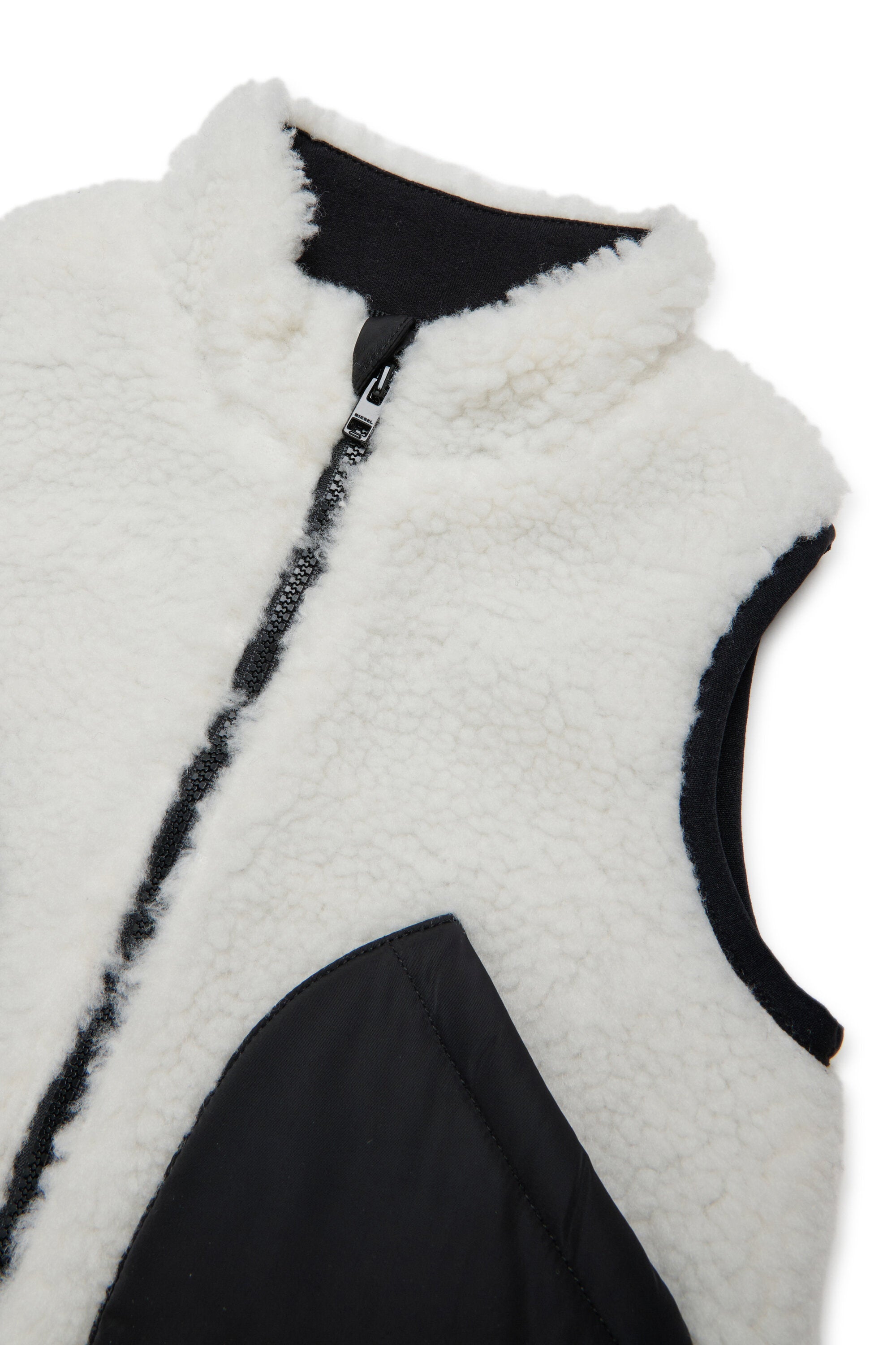 Teddy vest with logo