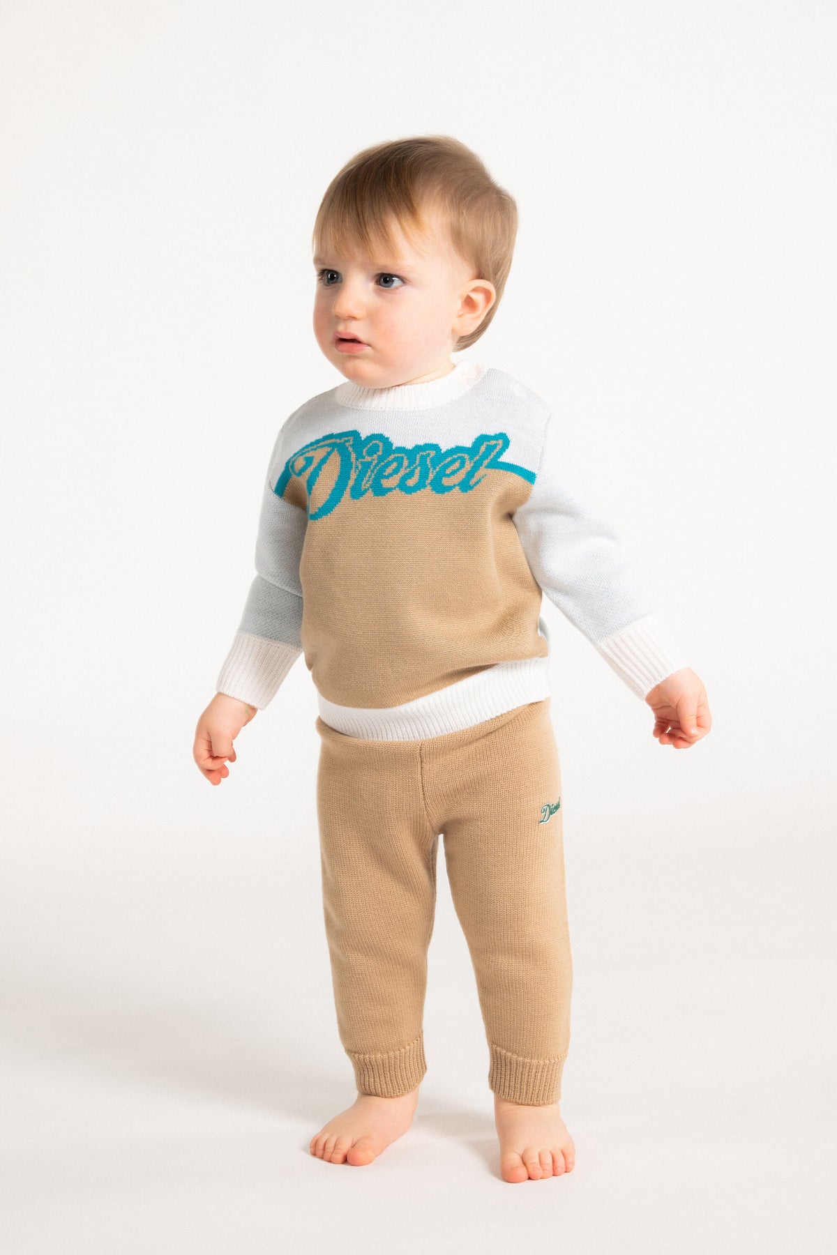 Crew-neck pullover with logo