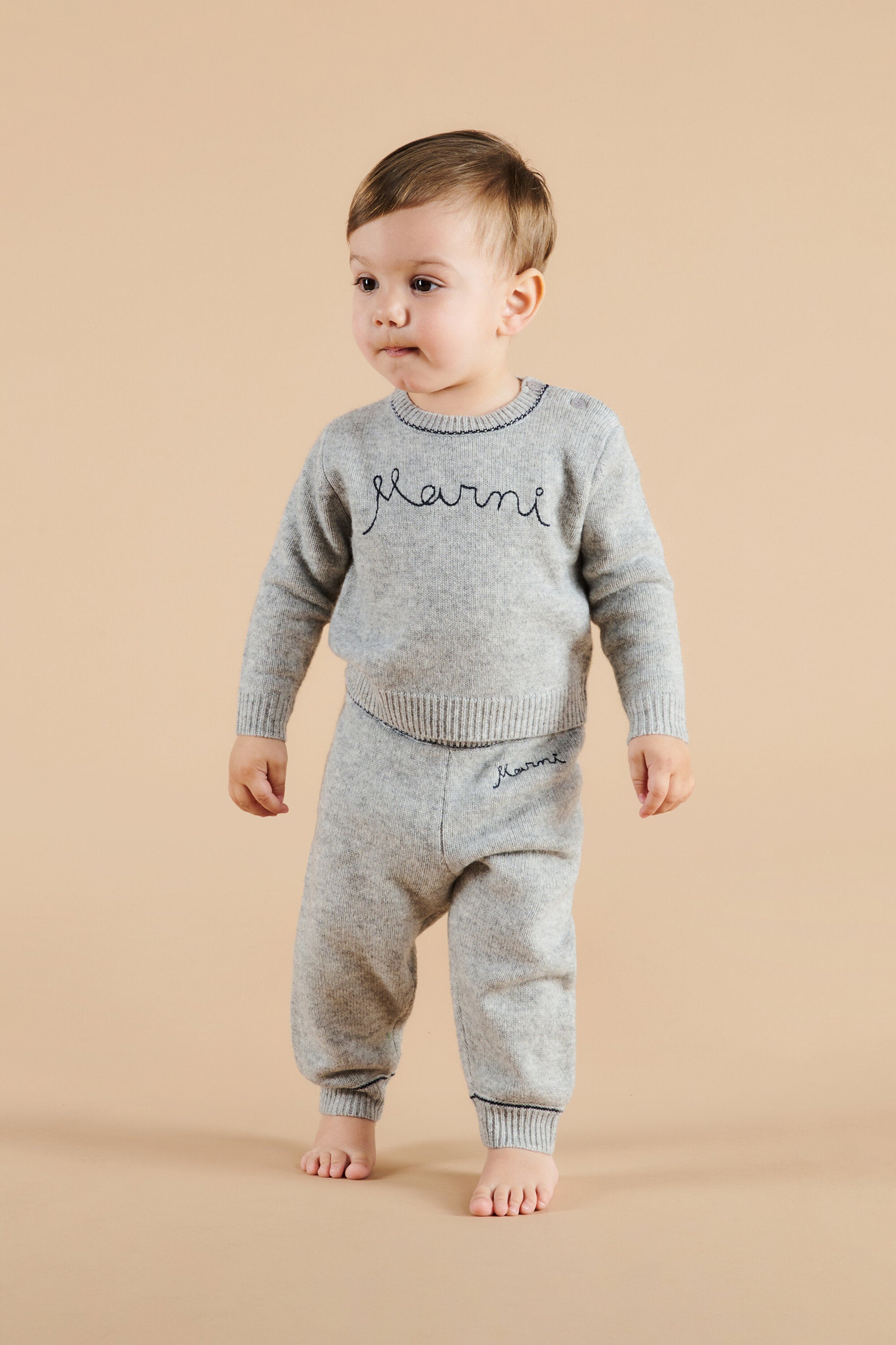 Pantalones deportivos en mezcla de cachemira y lana con logotipo