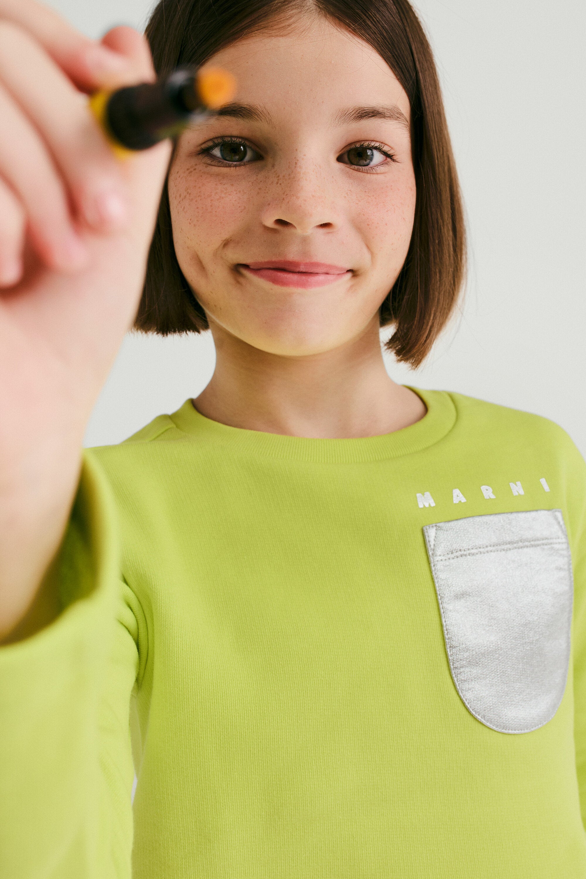 Crew-neck sweatshirt with mylar pocket