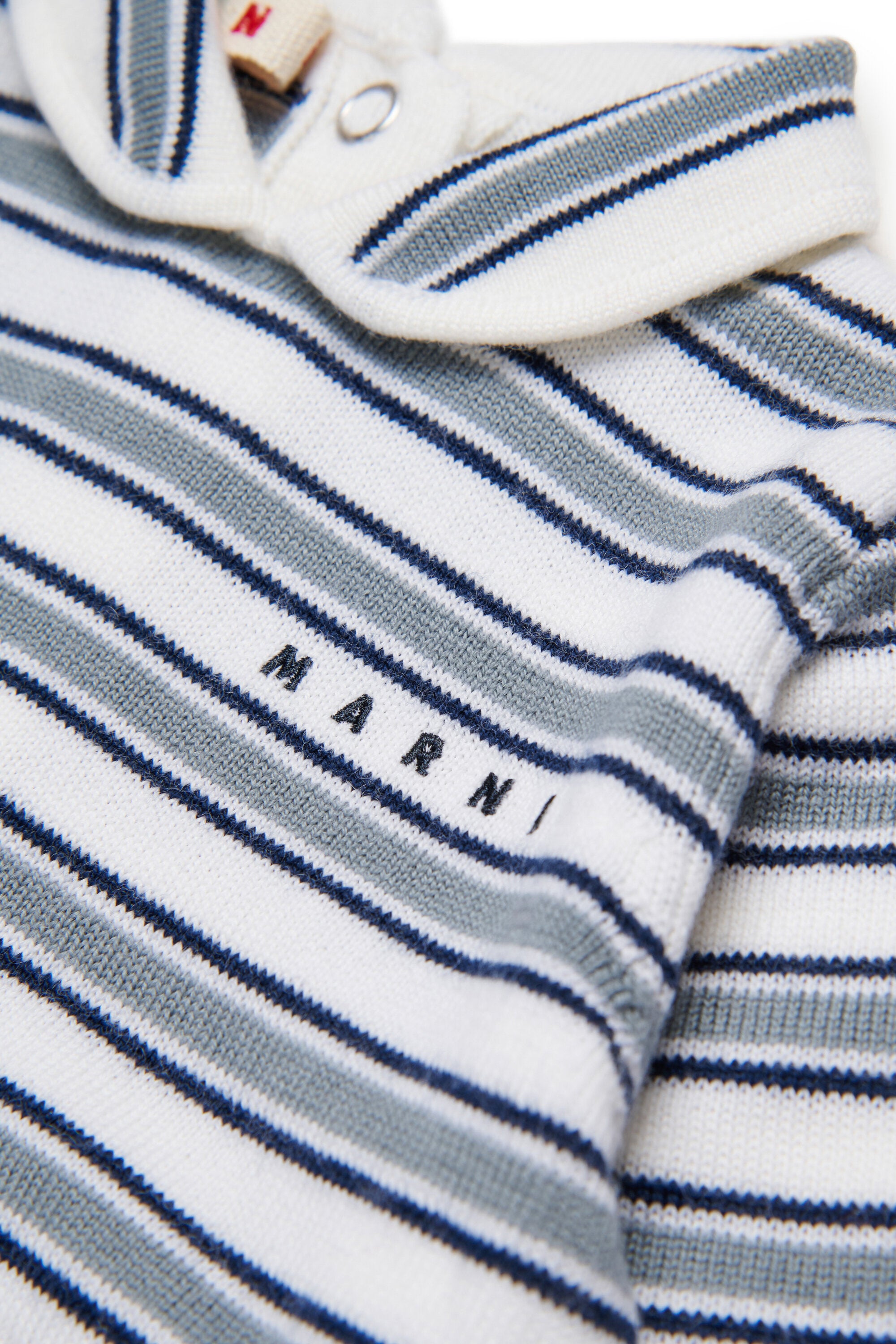 Conjunto de chándal de lana a rayas por toda la prenda